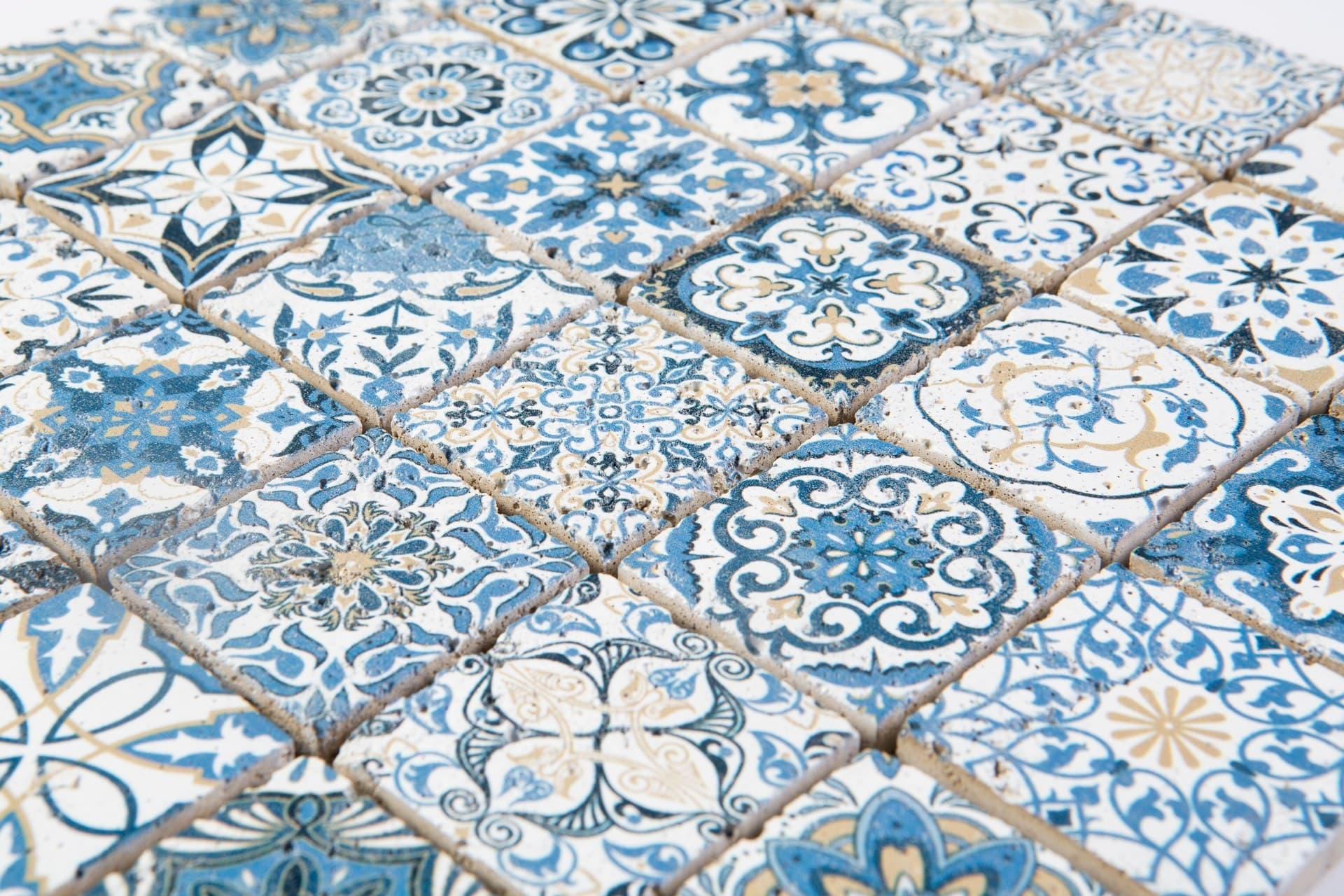 STON
PIAZZA
Natural stone mosaic — 7