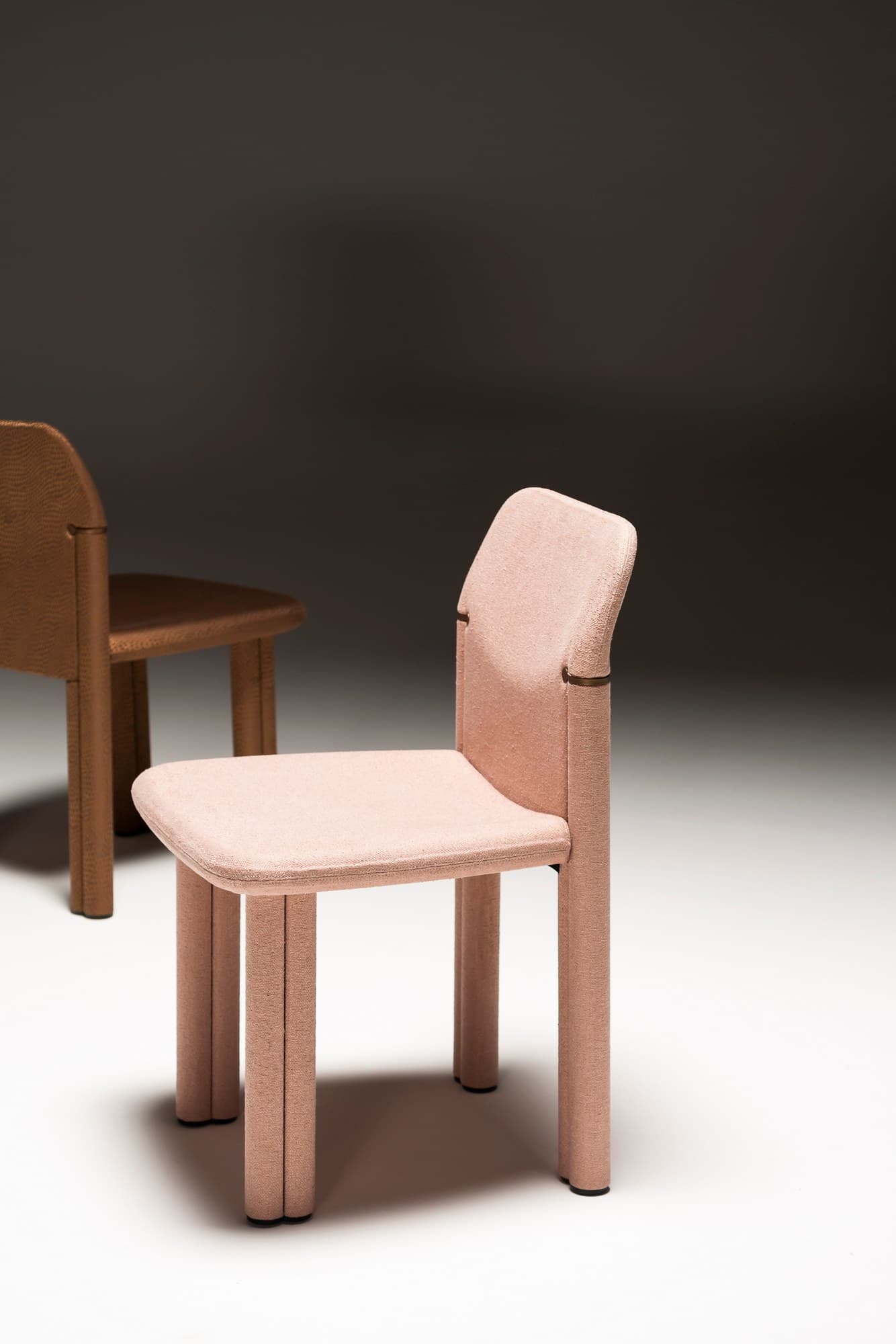 Tacchini
SEMPRONIA
Fabric chair — 3