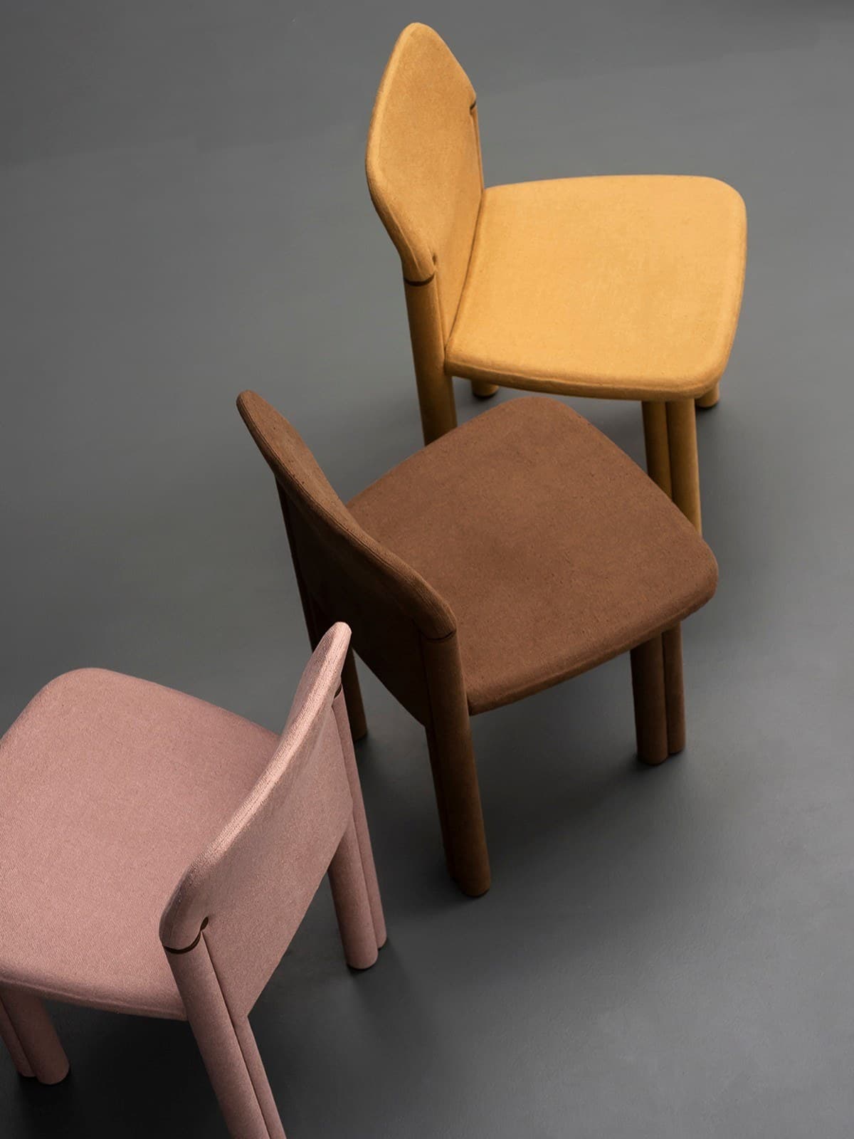 Tacchini
SEMPRONIA
Fabric chair — 7