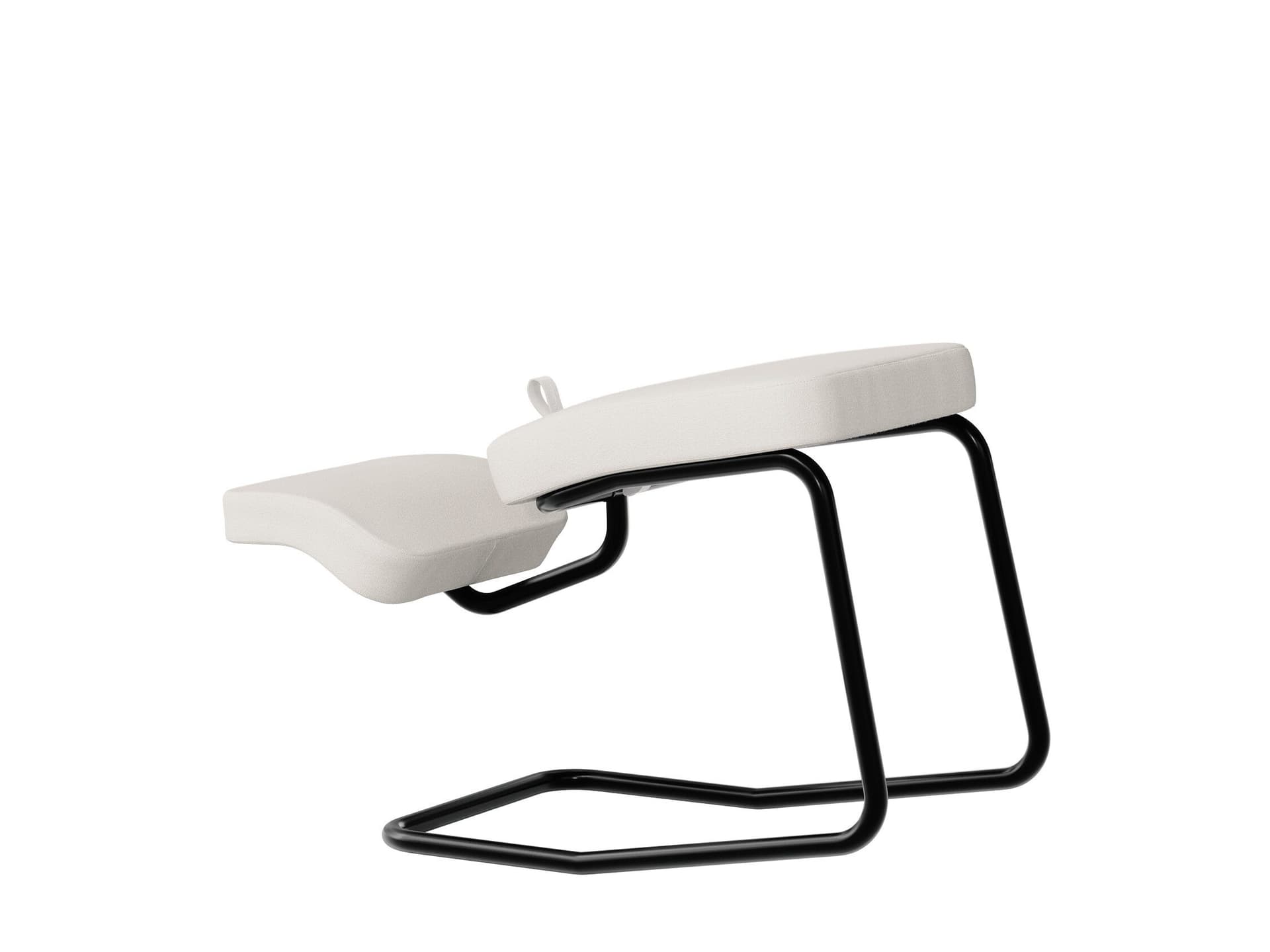 TECTA
REVERSAL
Cantilever chair — 2