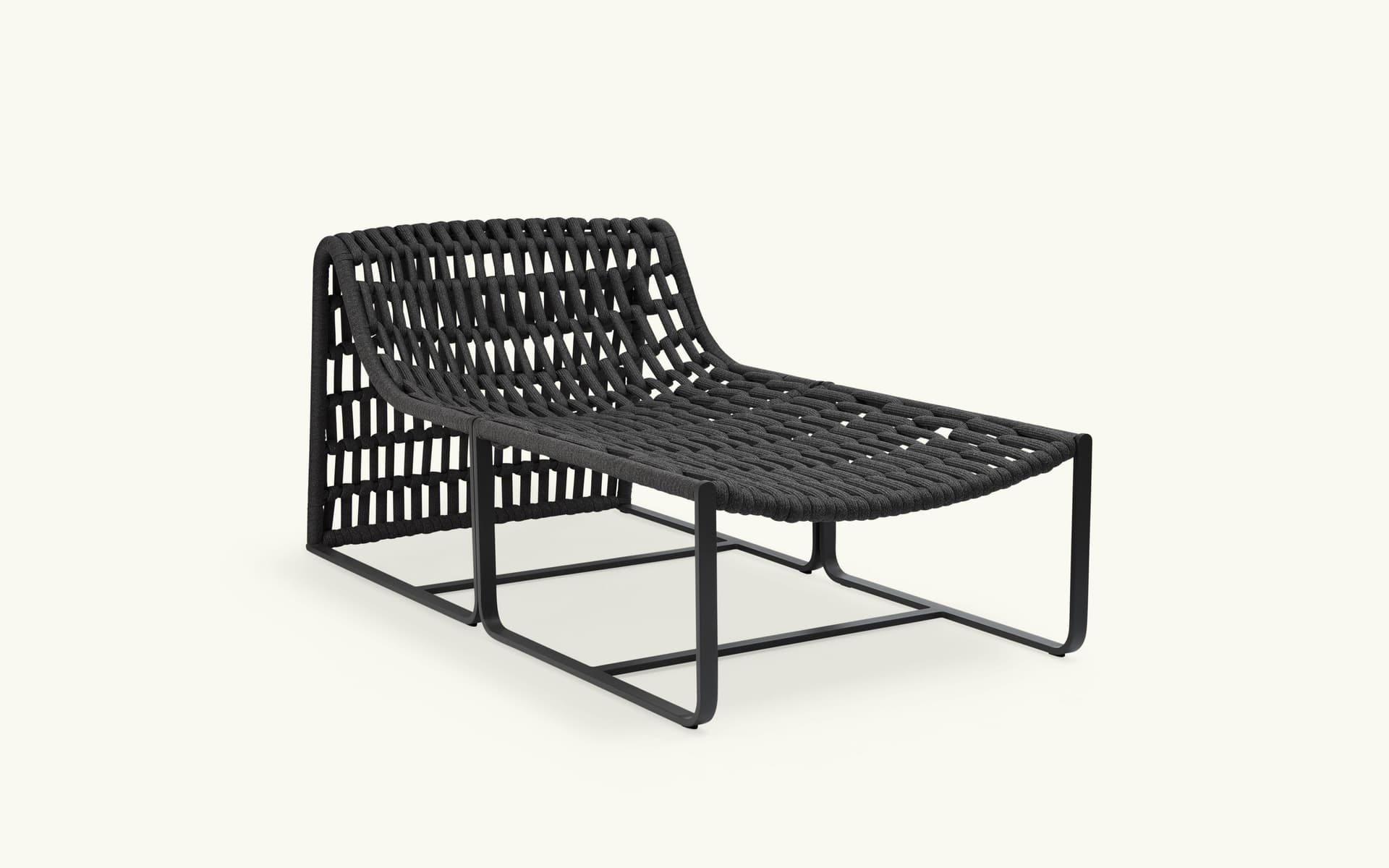 TEPORIA
JUTA
Garden armchair — 12
