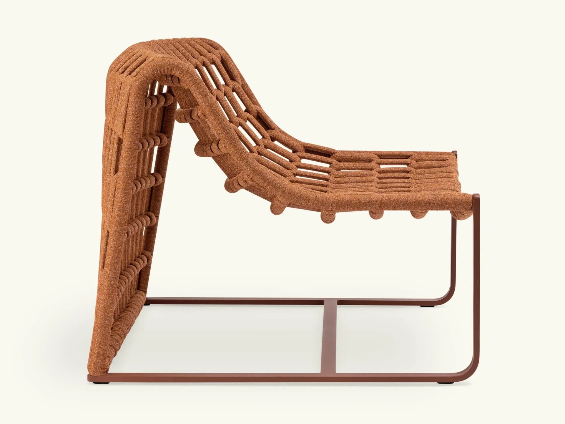TEPORIA
JUTA
Garden armchair — 20