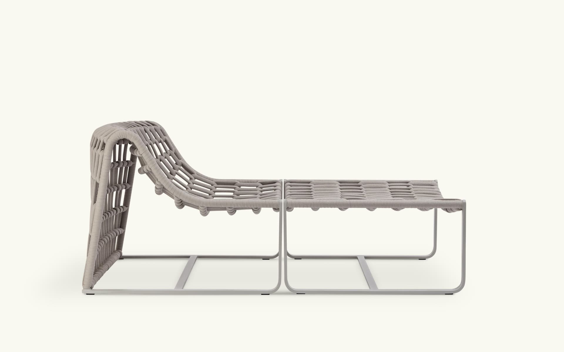 TEPORIA
JUTA
Garden armchair — 29