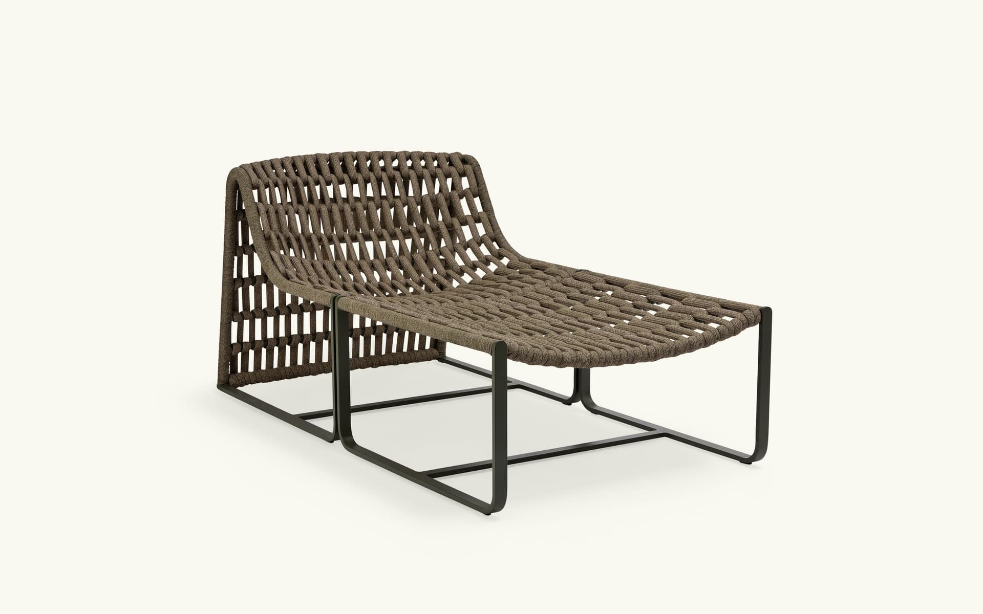 TEPORIA
JUTA
Garden armchair — 44