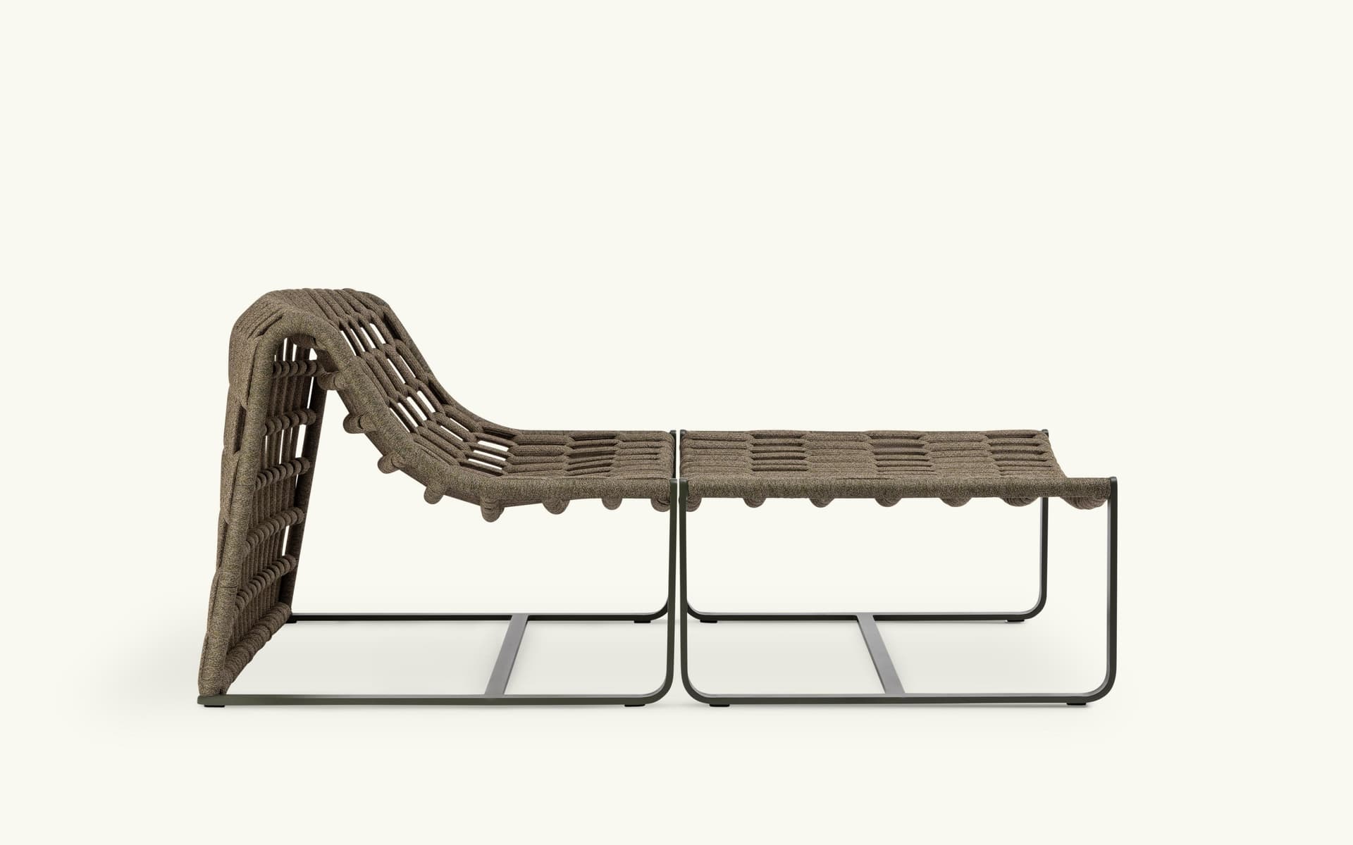 TEPORIA
JUTA
Garden armchair — 50