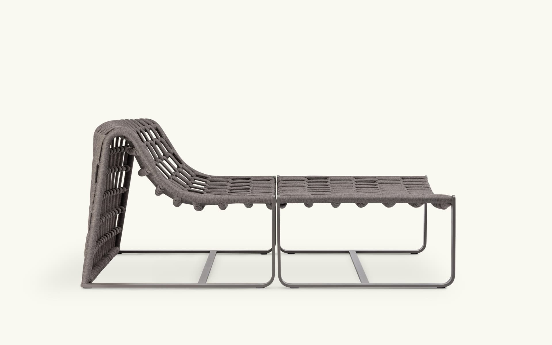 TEPORIA
JUTA
Garden armchair — 58