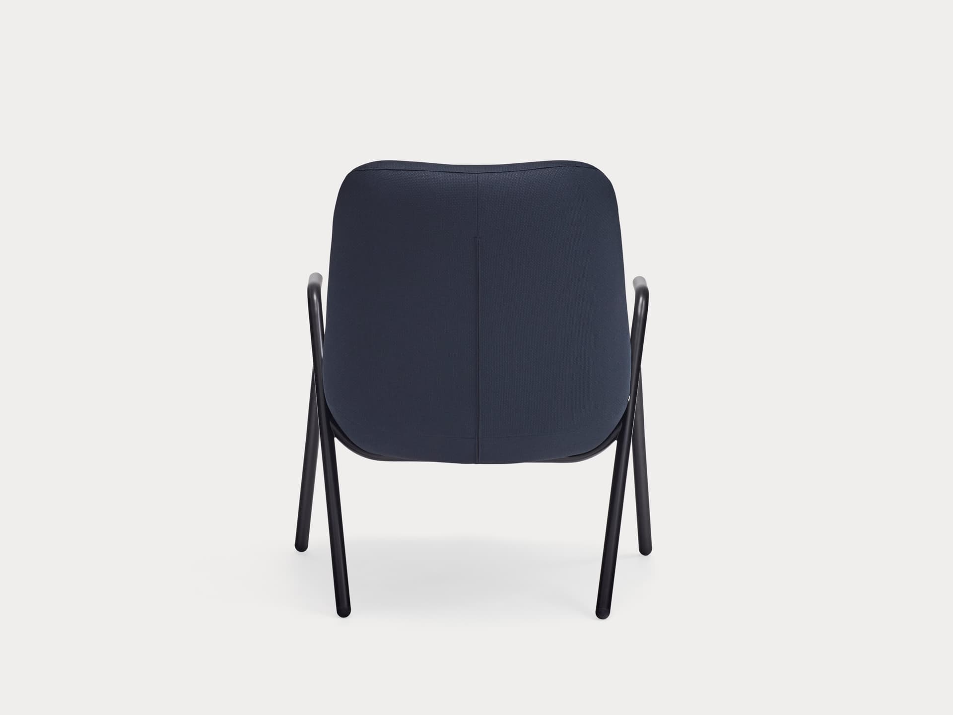TEULAT
DINS
Polyester armchair — 6