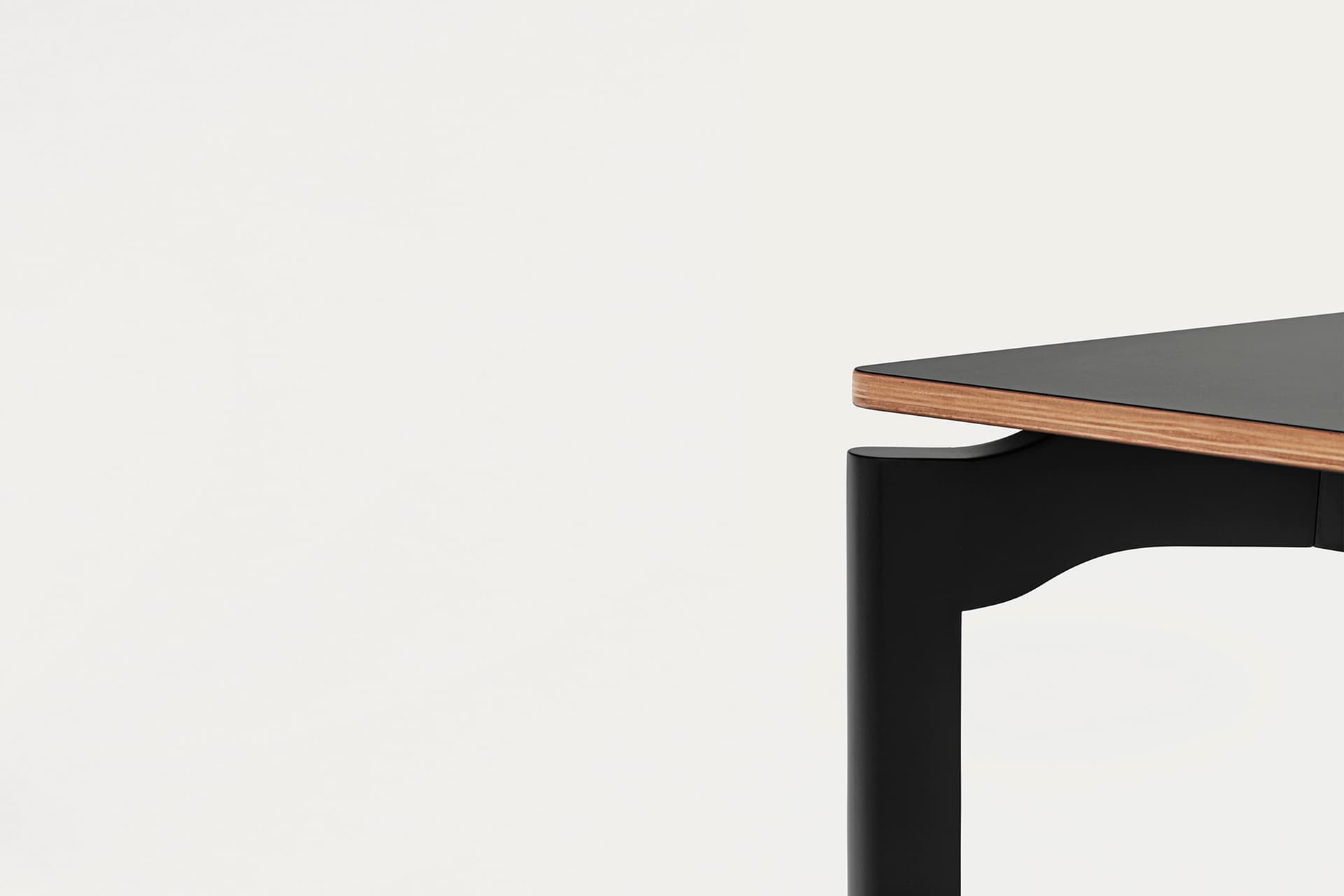 TEULAT
NICOLA
HPL dining table — 3