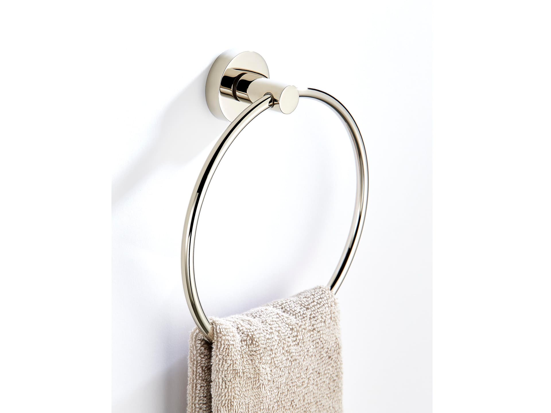 THG Paris
YOKO DELTA
Towel ring — 1