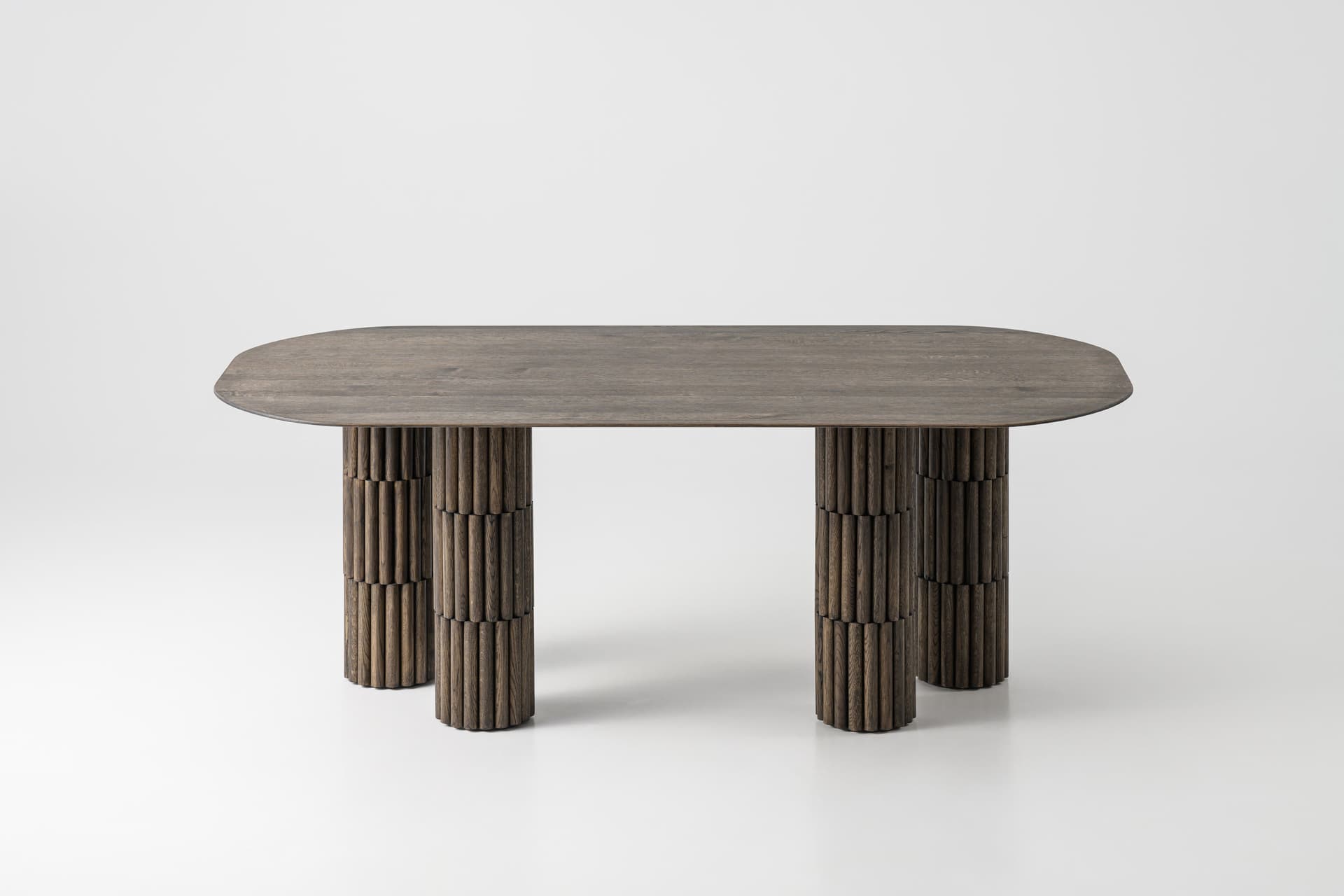 Tivoli
EON
Oval wooden table — 2