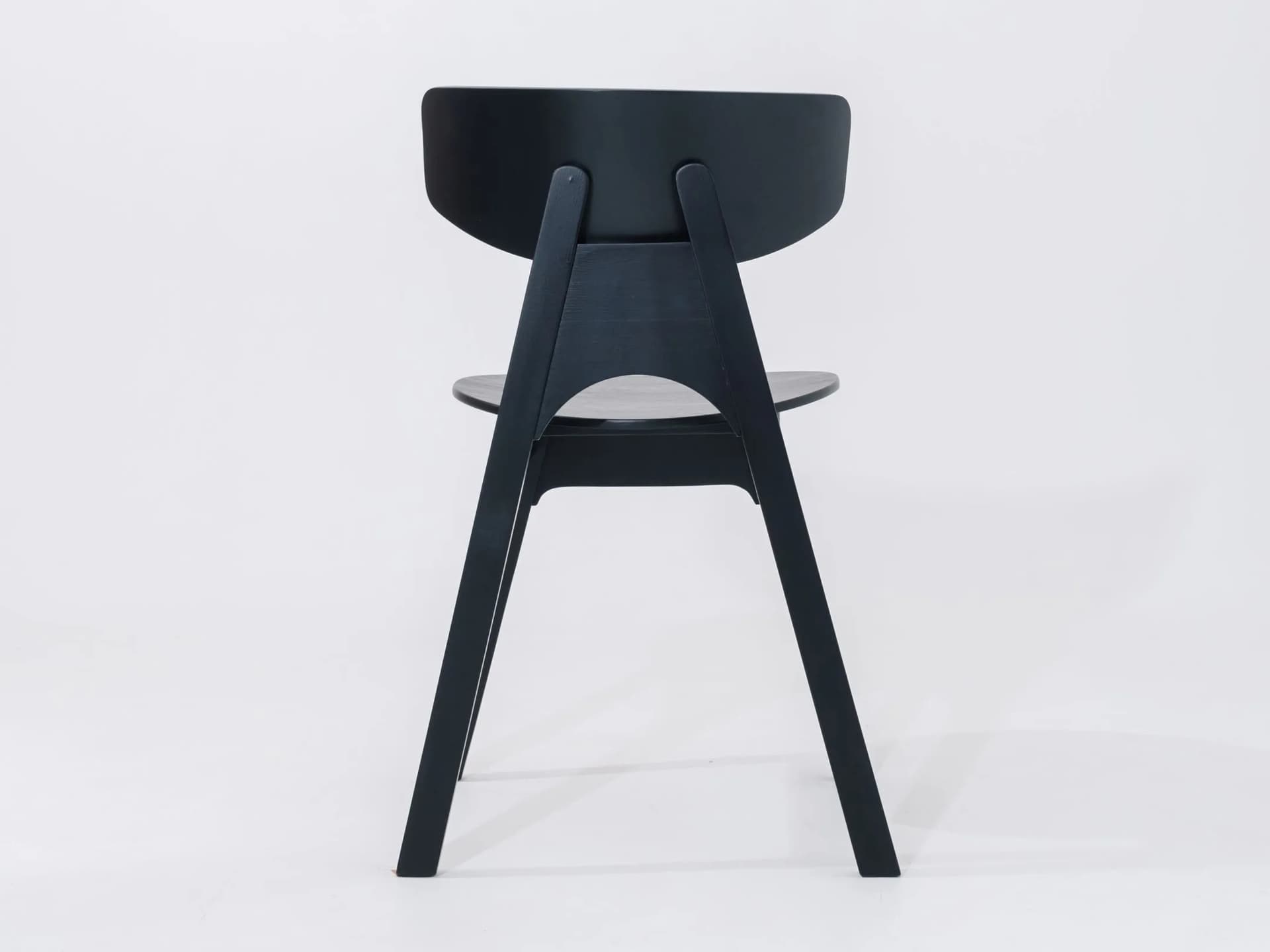 Tivoli
GUSTAVE
Wooden chair — 9