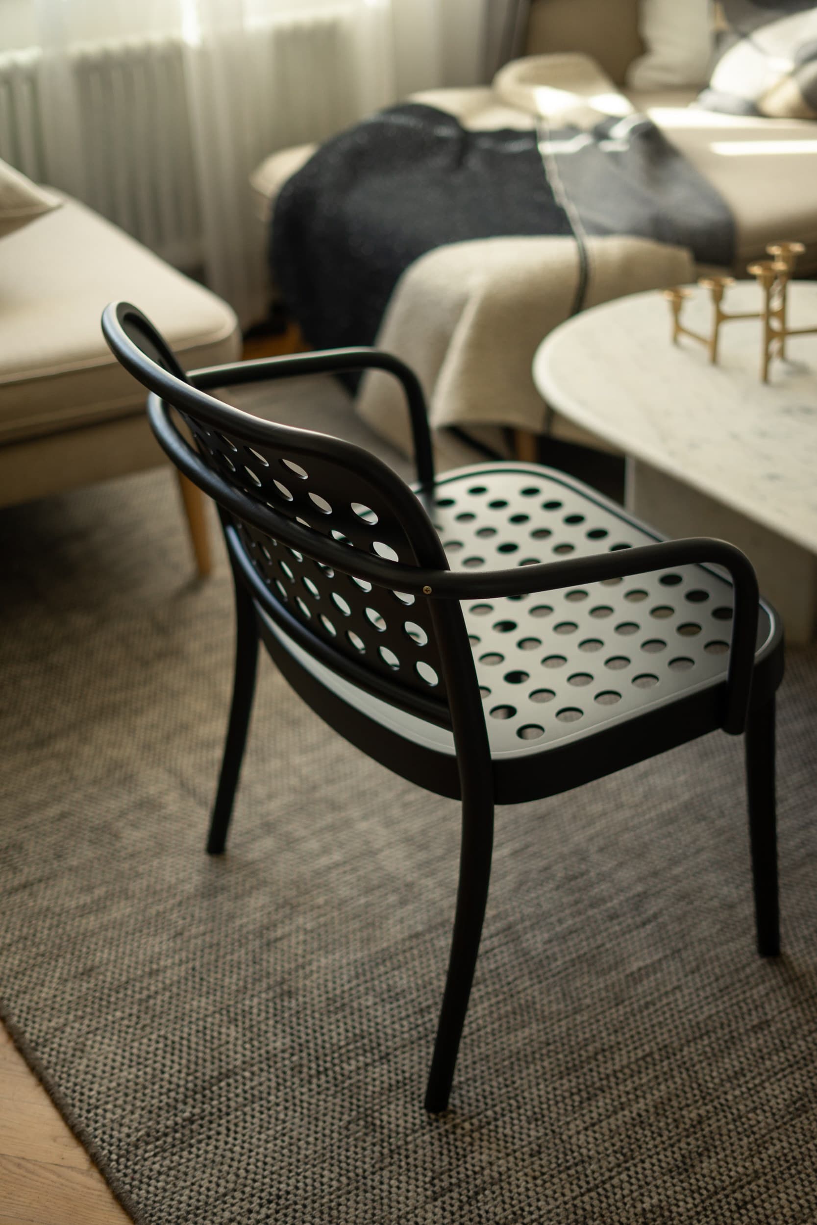 TON
822
Wooden lounge armchair — 5