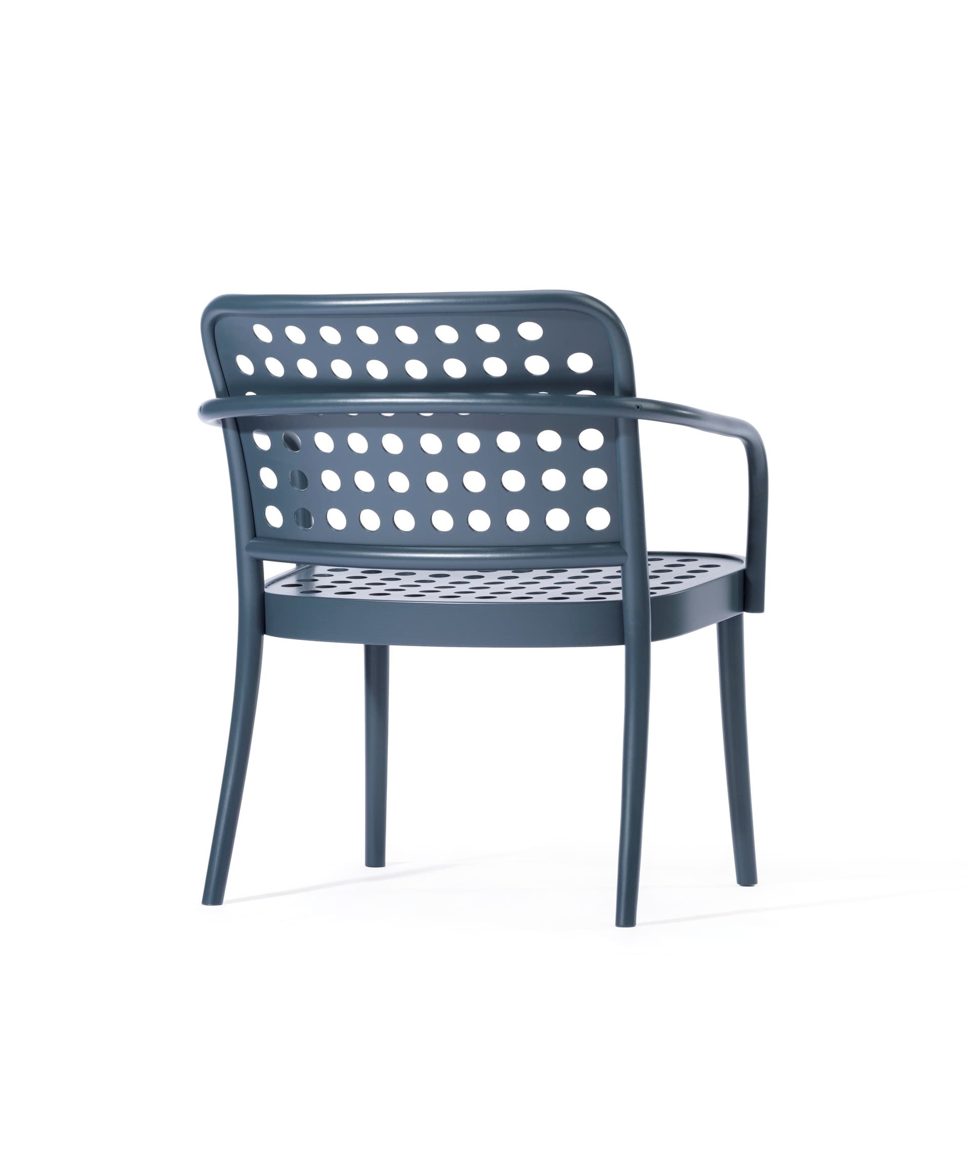 TON
822
Wooden lounge armchair — 10