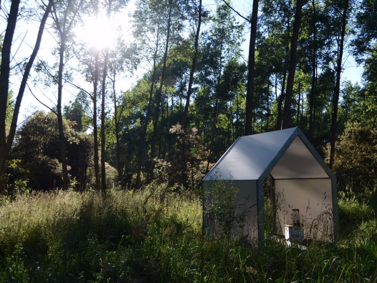 TRADEWINDS
SHELT^R
Gazebo — 11