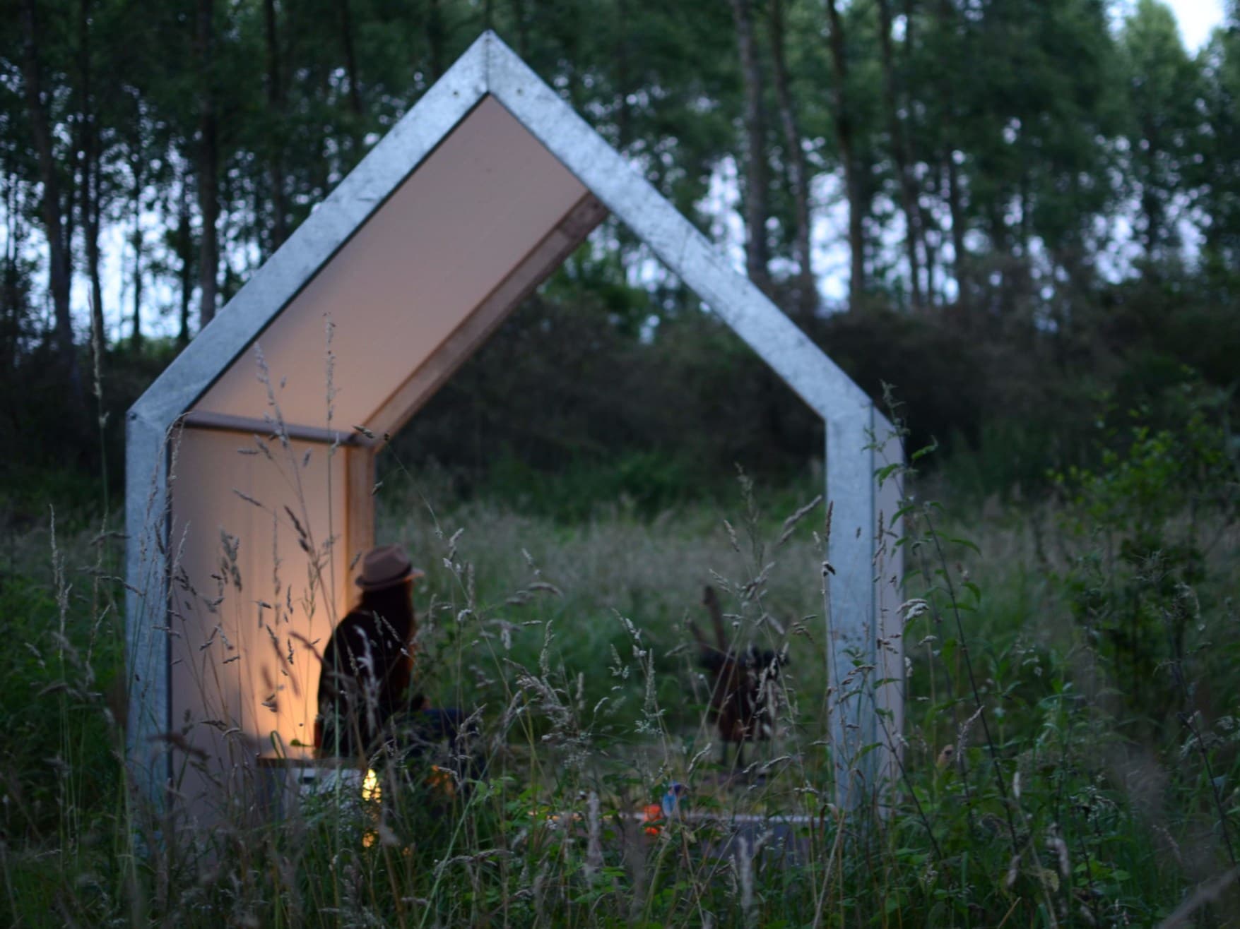 TRADEWINDS
SHELT^R
Gazebo — 13