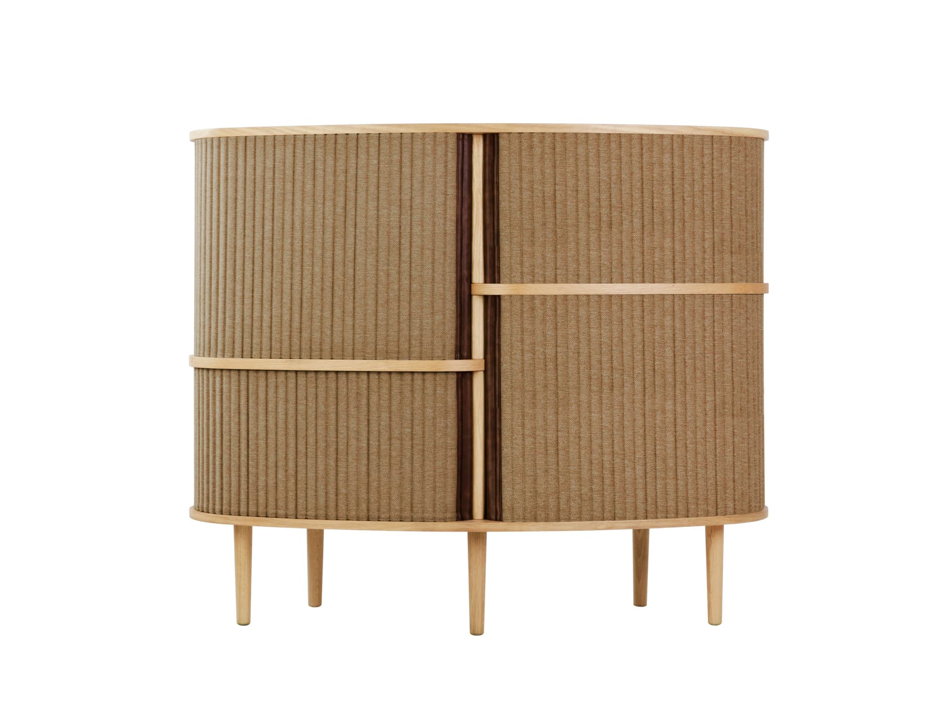 Umage
AUDACIOUS
Highboard — 3