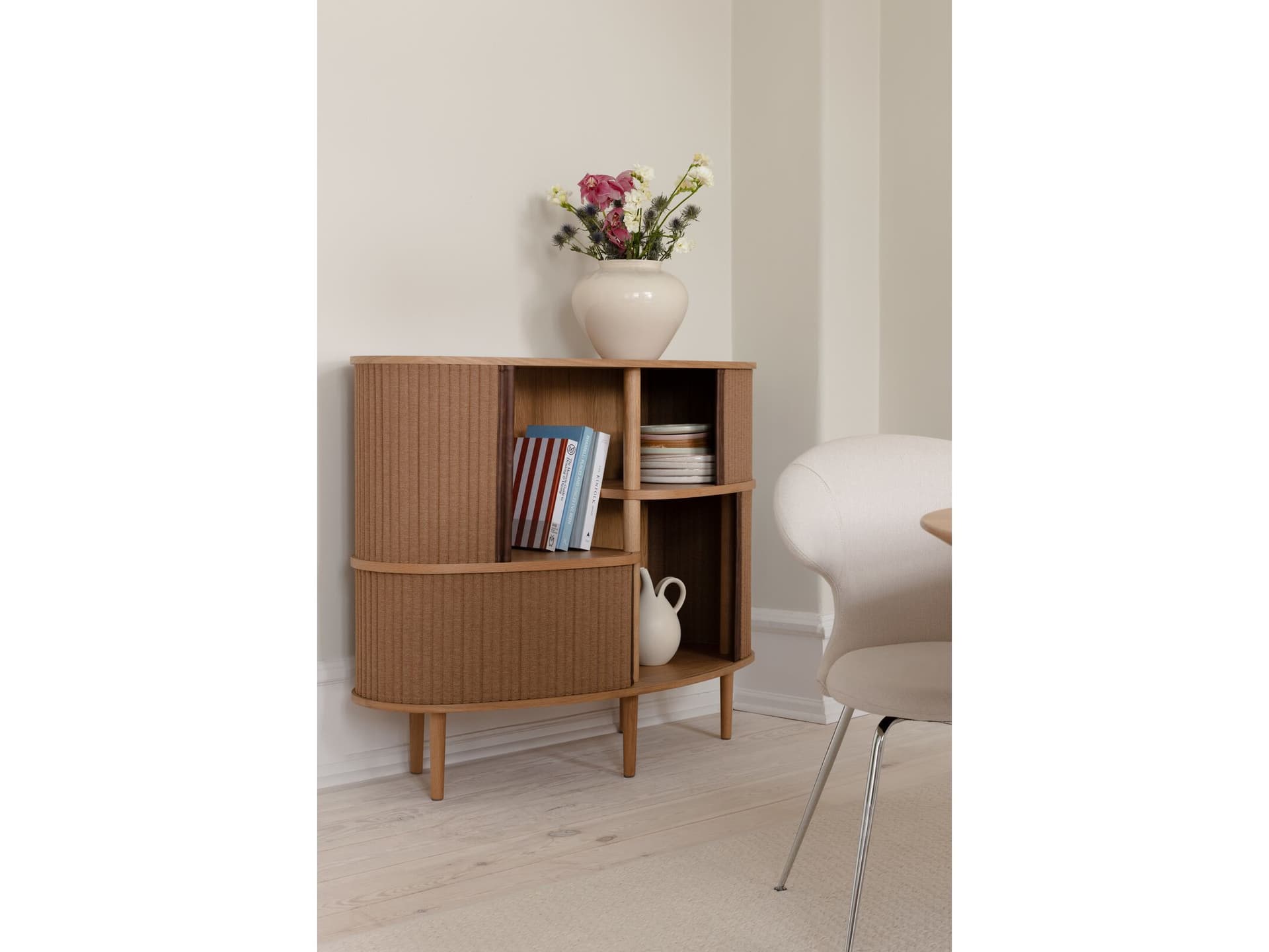 Umage
AUDACIOUS
Highboard — 4