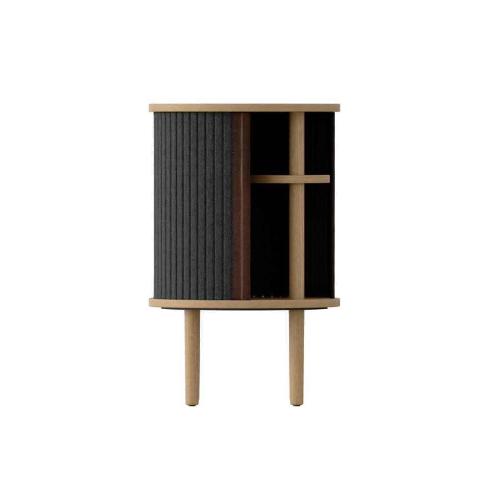 Umage
AUDACIOUS
Side table — 17