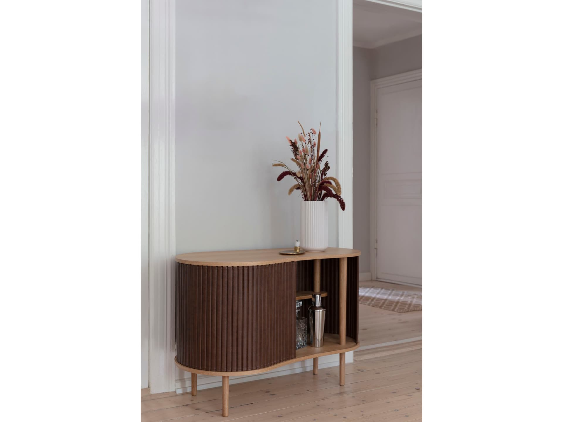 Umage
AUDACIOUS
Sideboard — 4