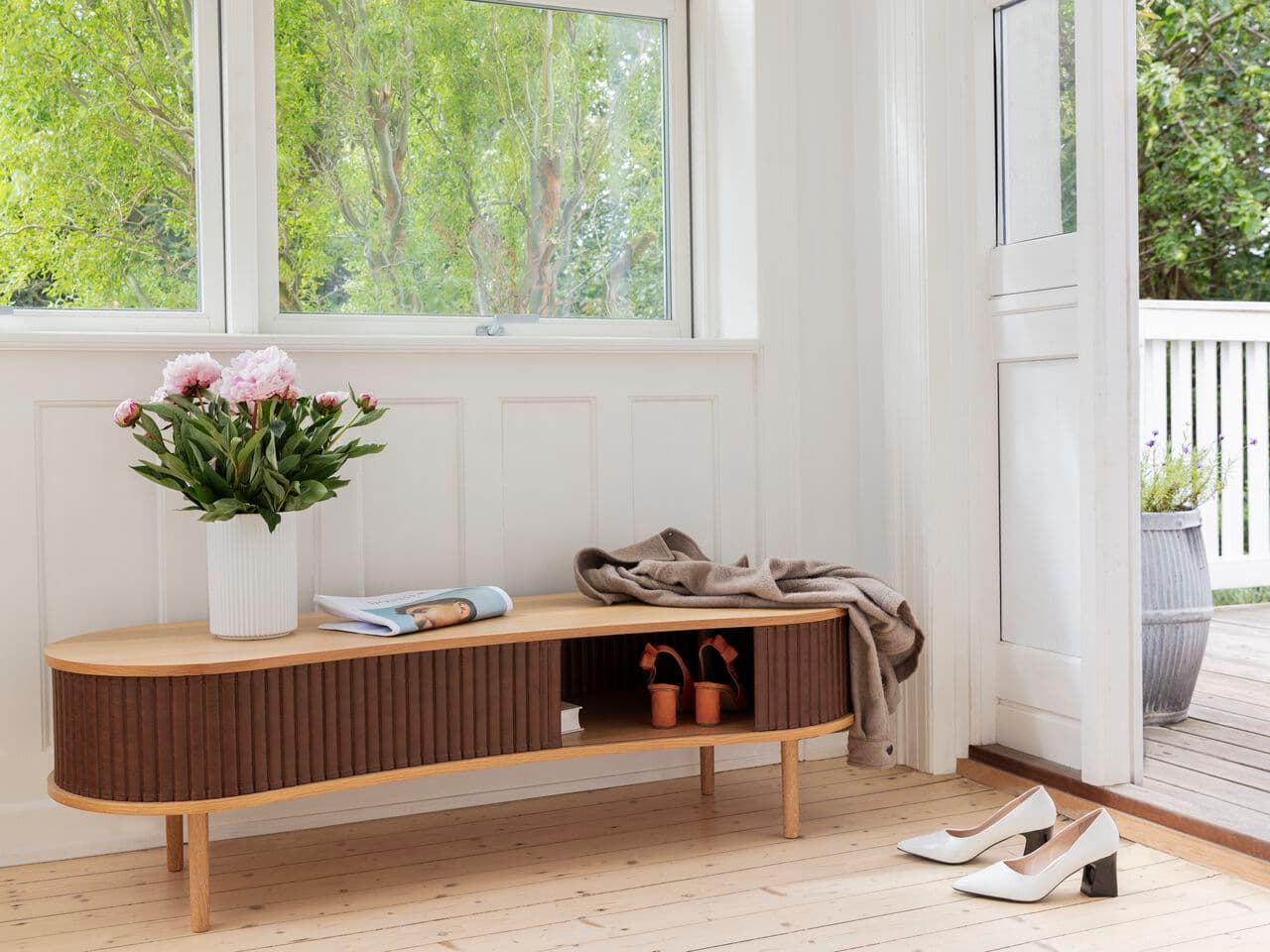 Umage
AUDACIOUS
TV bench — 7