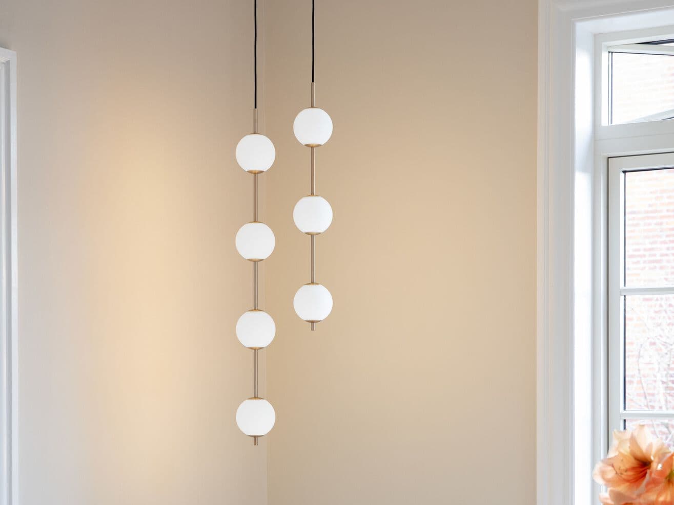 Umage
AUDREY
Metal pendant lamp — 1