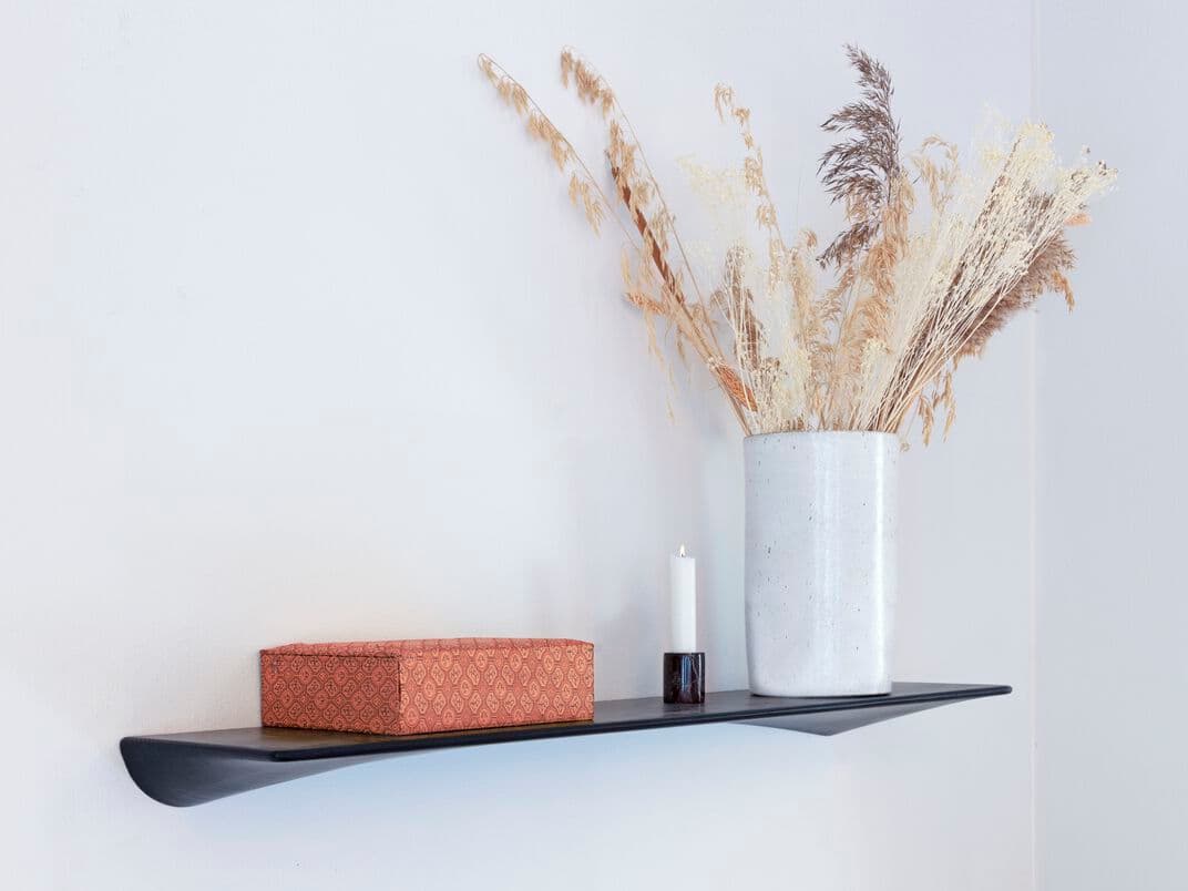 Umage
FLOW
Ash wall shelf — 3
