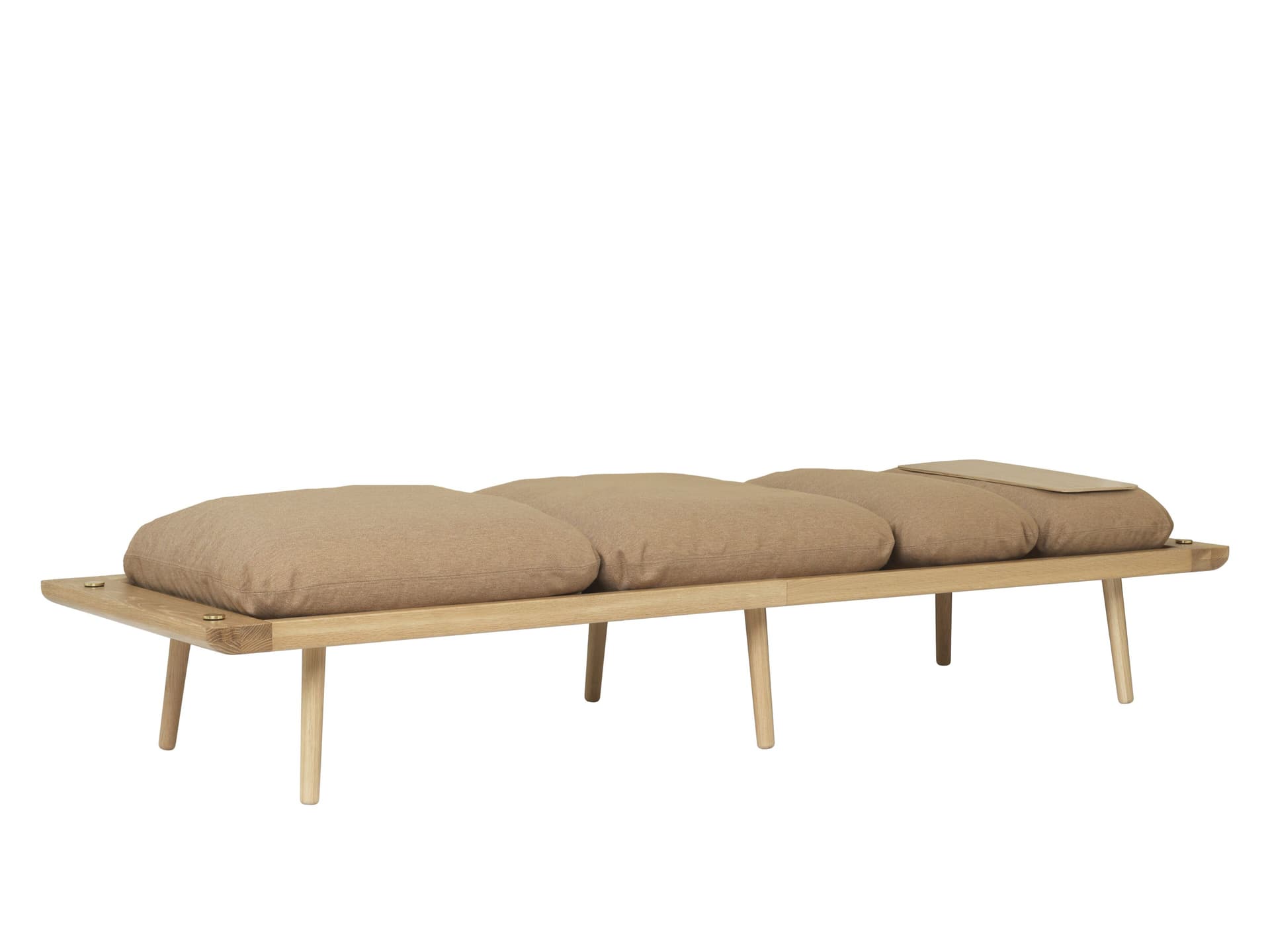 Umage
LOUNGE AROUND
Daybed — 1