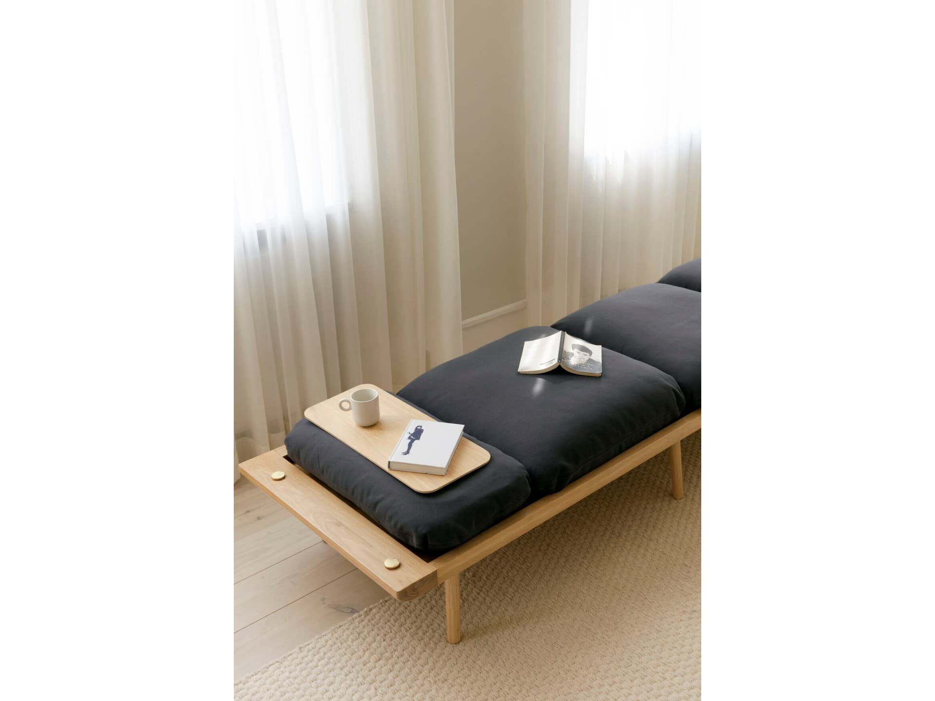 Umage
LOUNGE AROUND
Daybed — 3