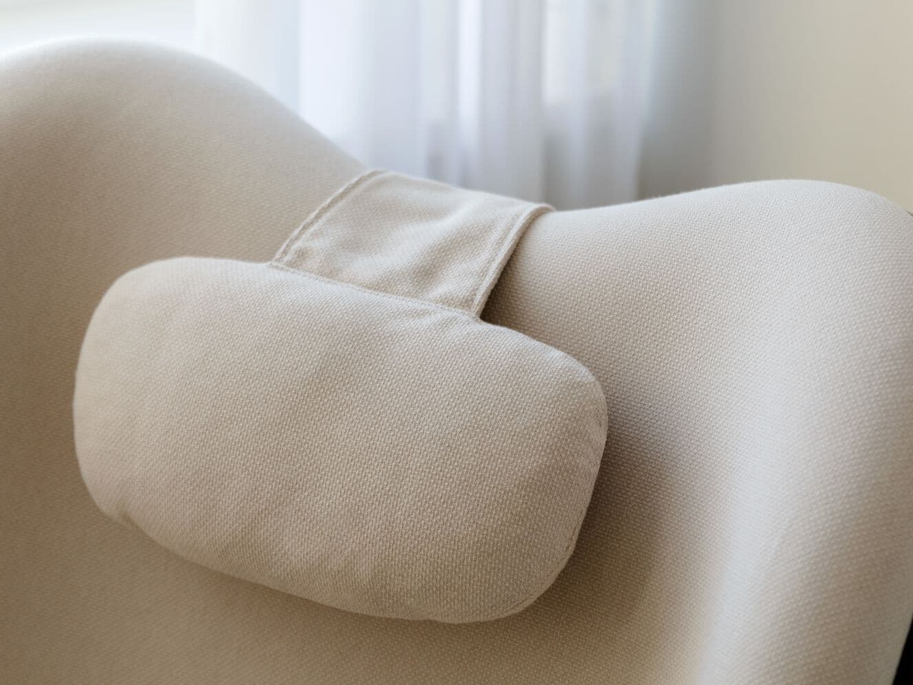 Umage
NECK REST
Fabric cushion — 3