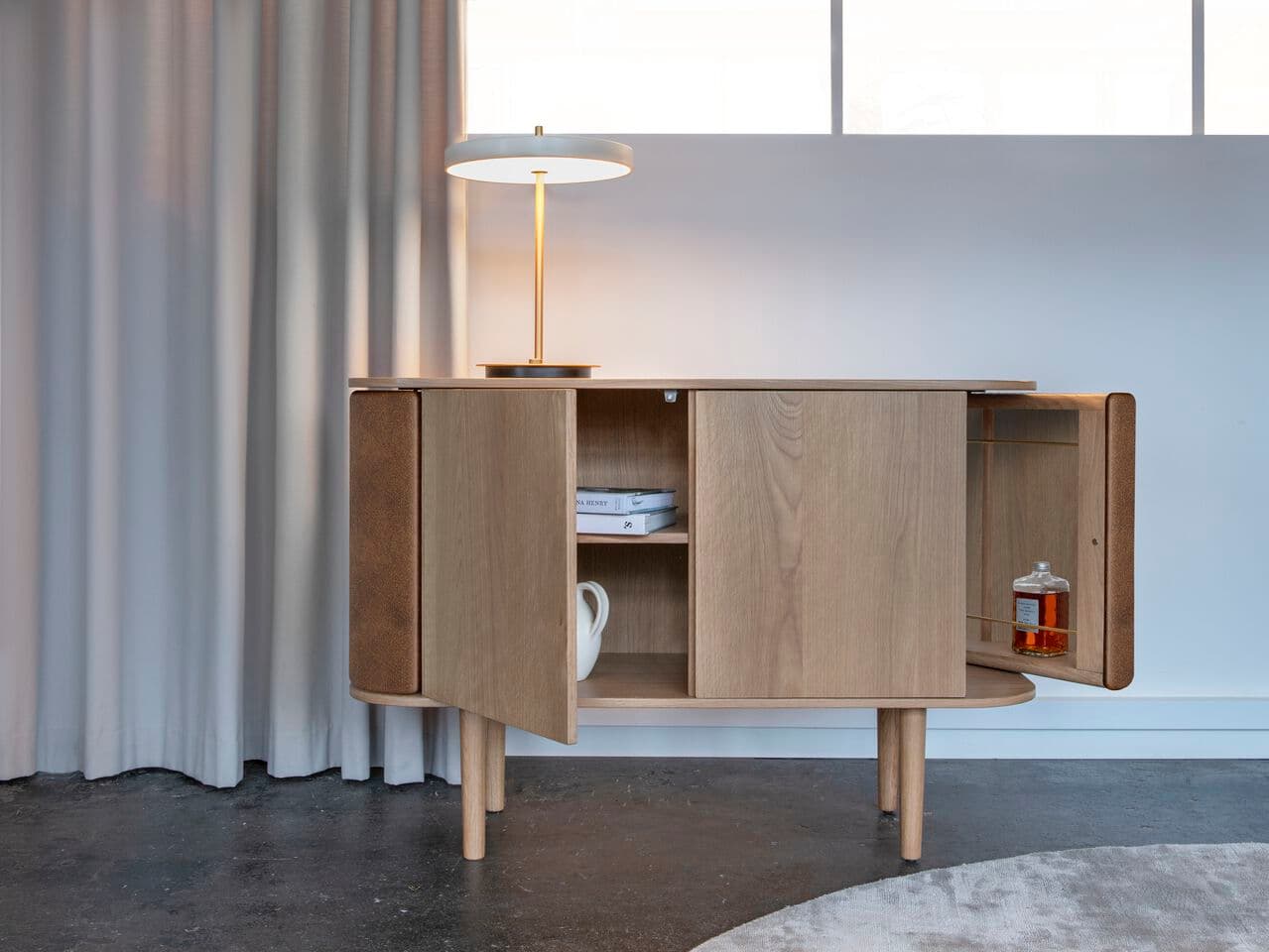 Umage
TREASURES
2-door cabinet — 3