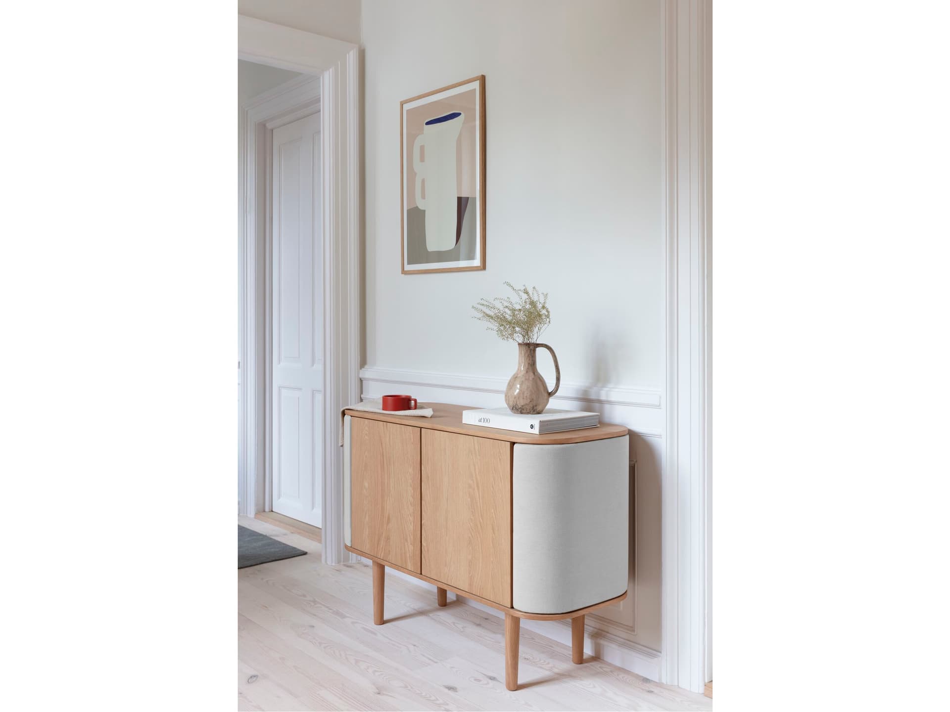 Umage
TREASURES
2-door cabinet — 6