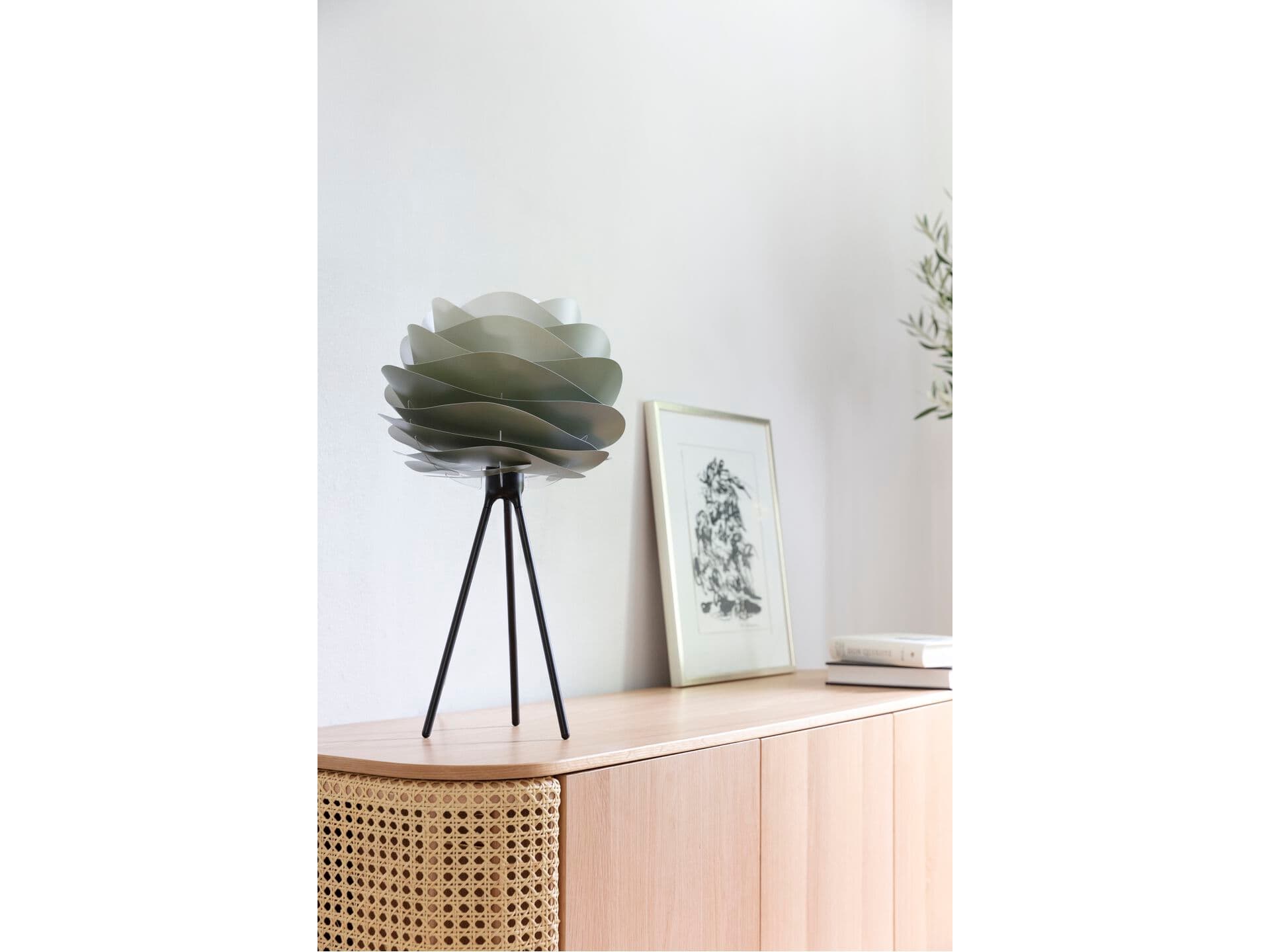 Umage
TREASURES
3-door cabinet — 3