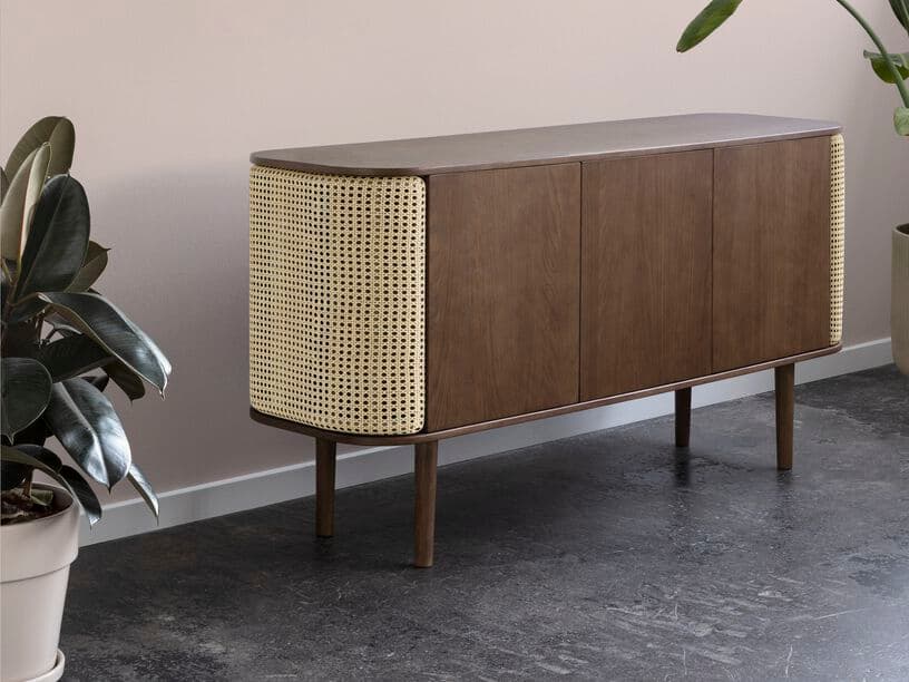 Umage
TREASURES
3-door cabinet — 9