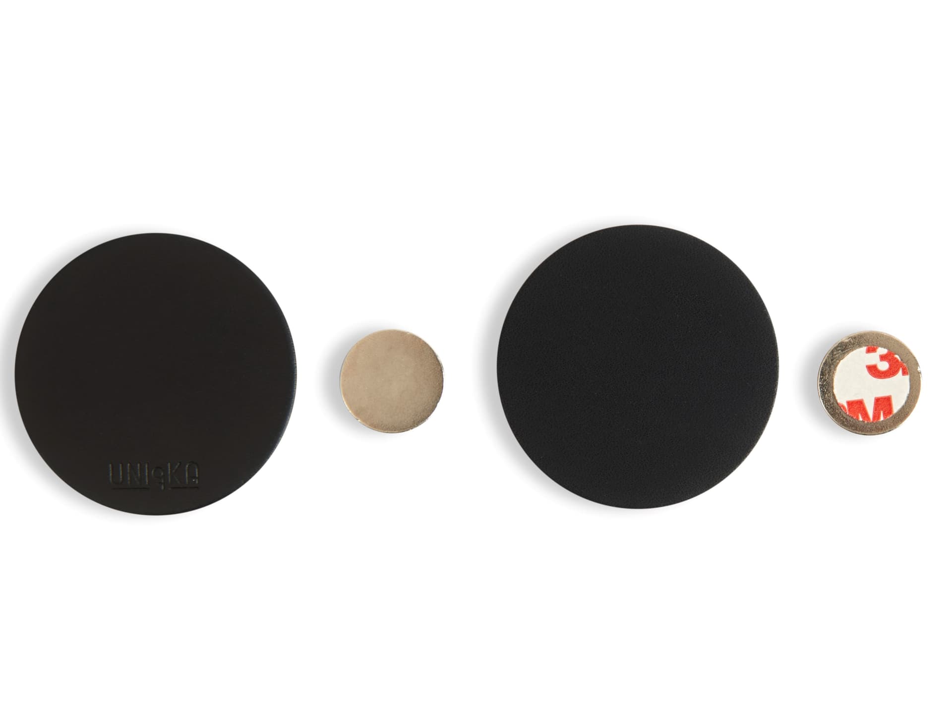 Uniqka
MAGNETIQKA
Leather magnet — 5