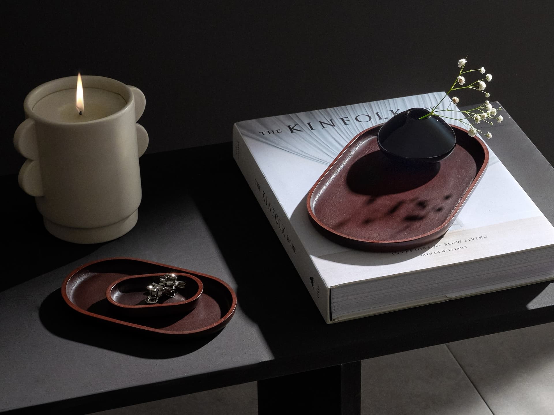 Uniqka
PLATO OVAL
Leather tray — 3