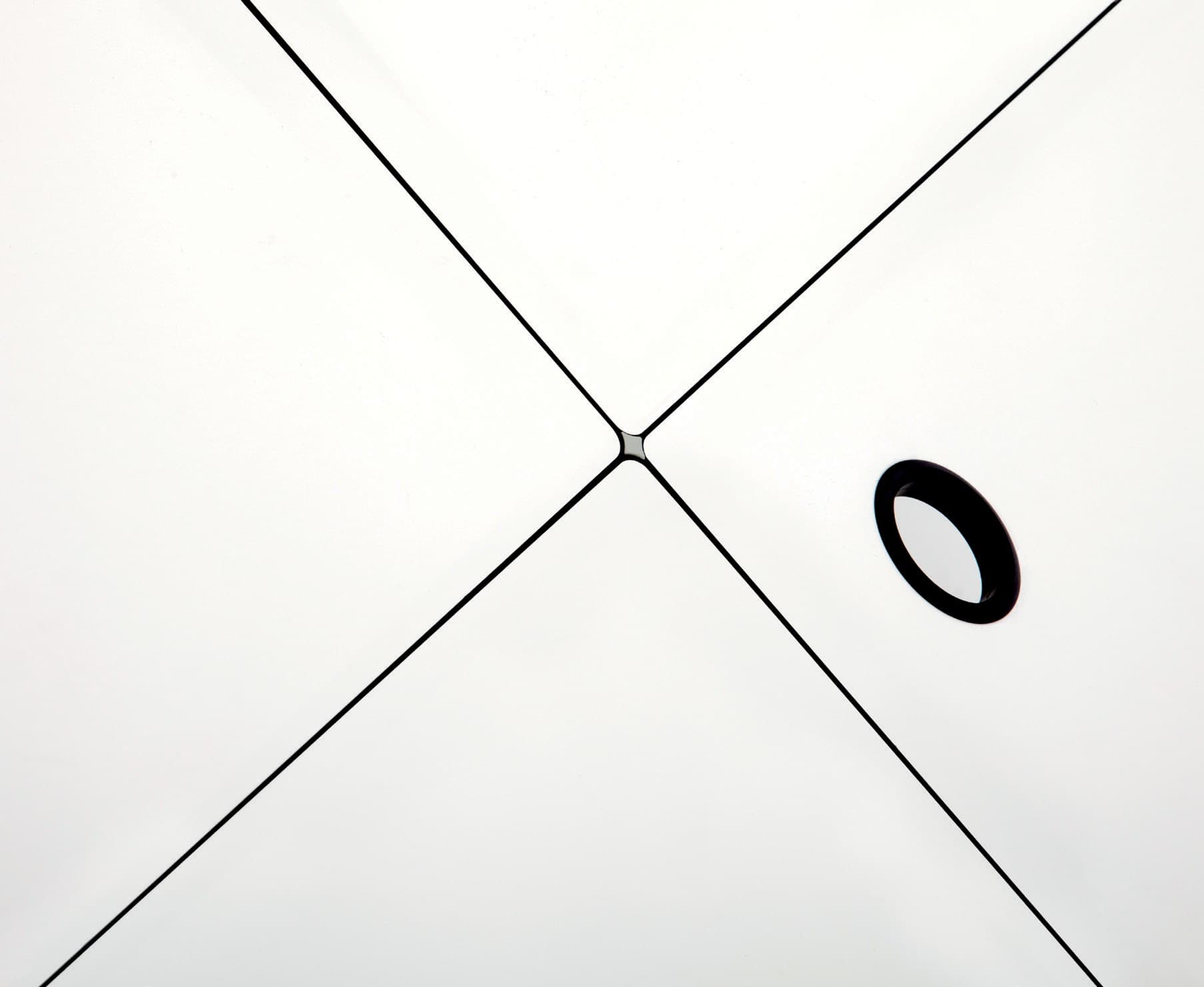 Urbantime
PASSEPARTOUT
Table — 13