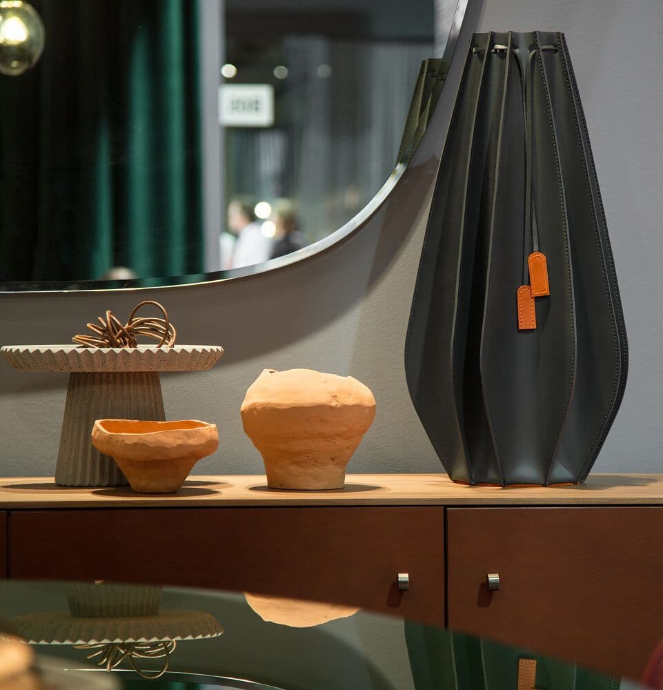 URBI et ORBI
SIMAN
Cake stand — 11