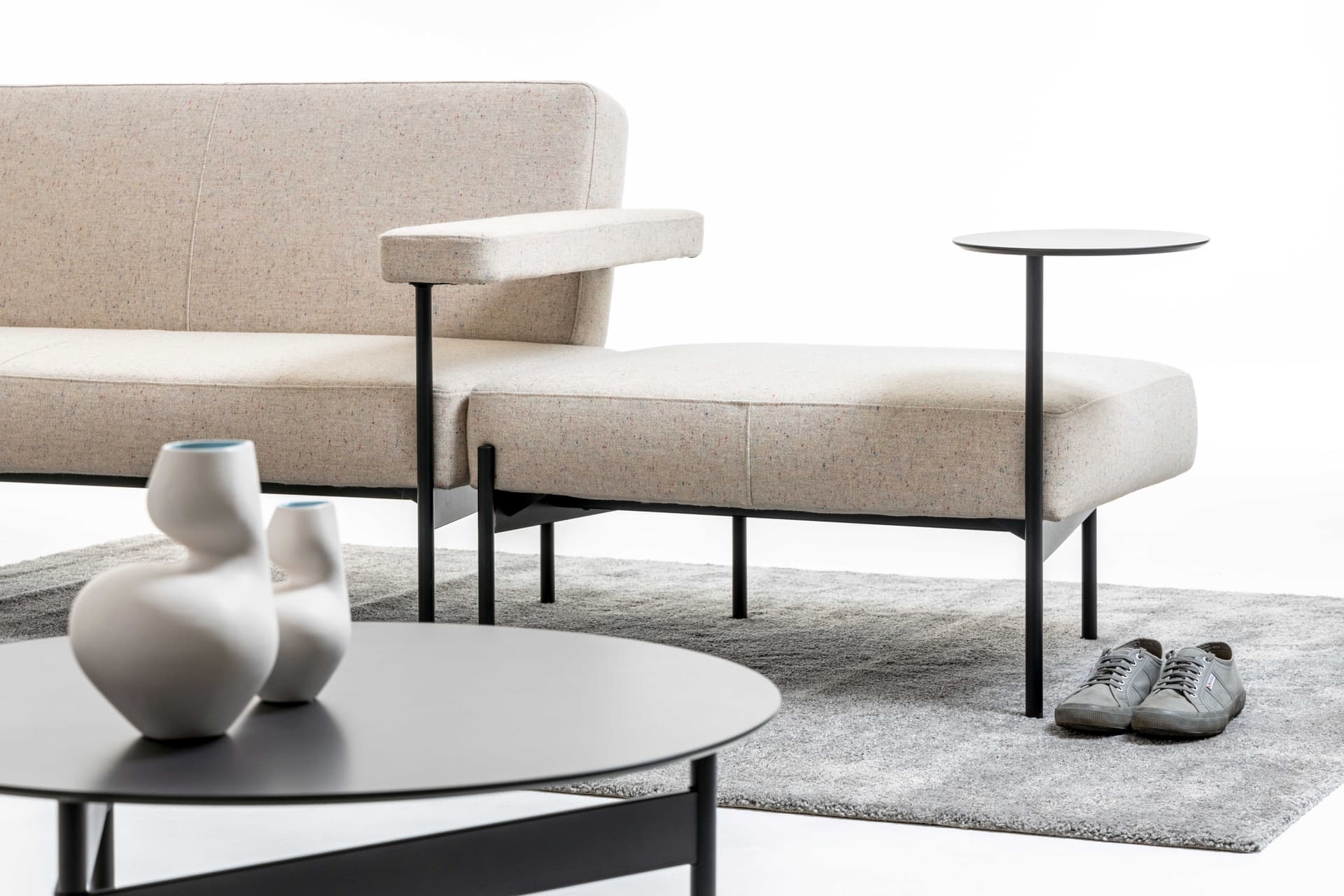 VAGHI
TILOS
Upholstered bench — 4