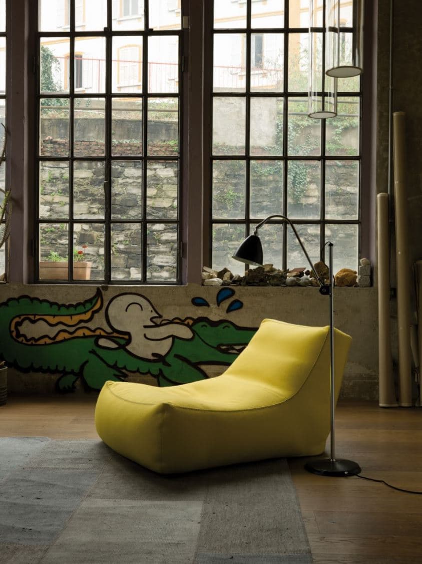 Verzelloni
ZOE
Fabric armchair — 14