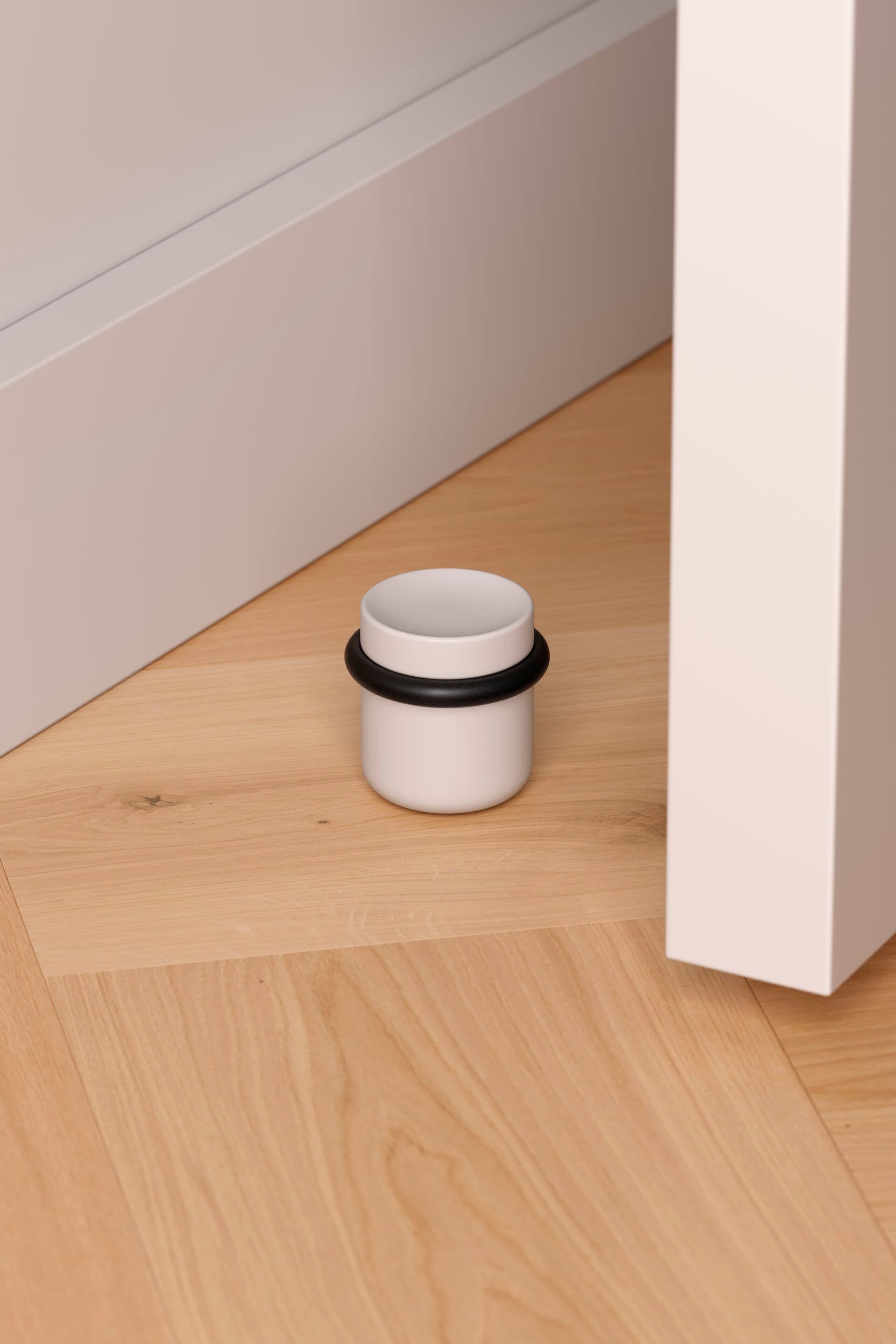 Viefe
LUV WOOD
Zamak doorstop