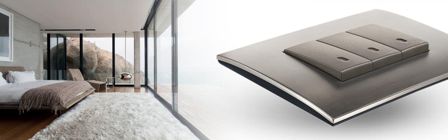 VIMAR
ARKÉ METAL
Switch range — 3