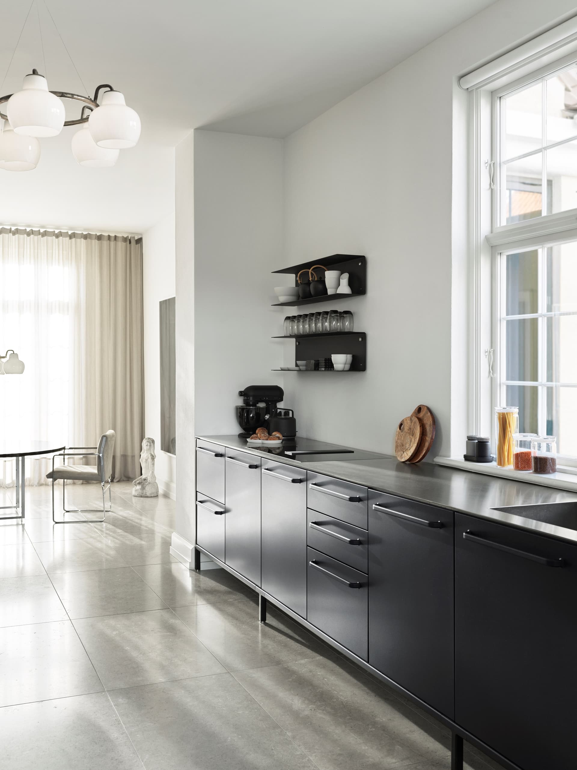 Vipp
V1
Steel fitted kitchen — 23
