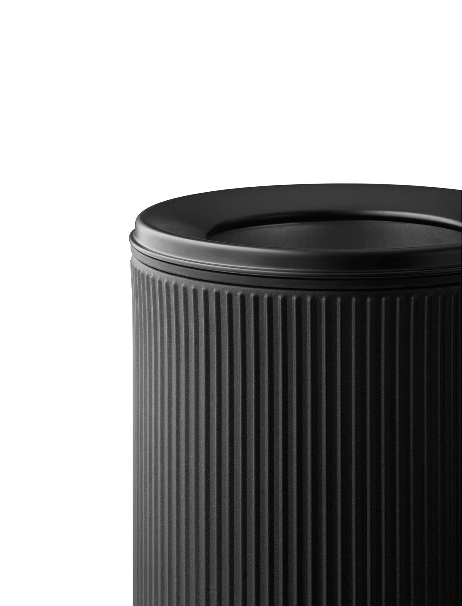 Vipp
VIPP18
Steel waste bin — 4