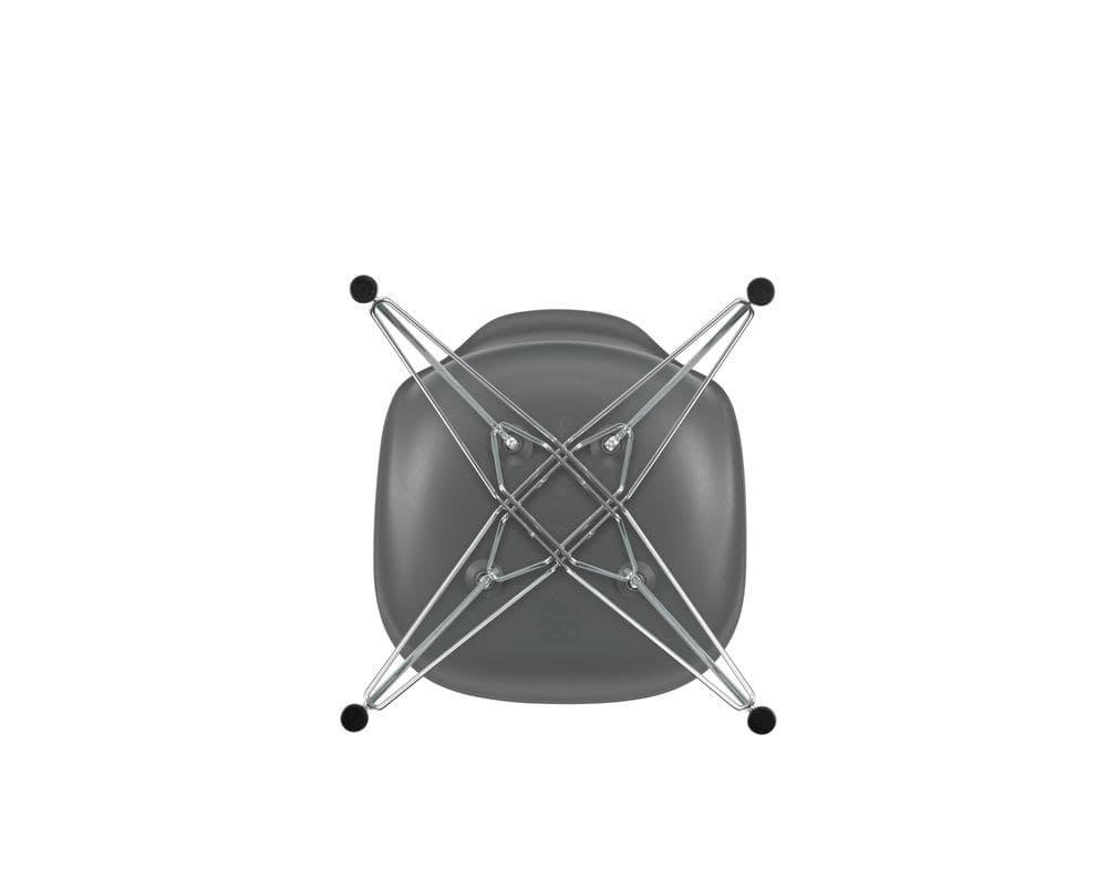 Vitra
DSR
Polypropylene chair — 110