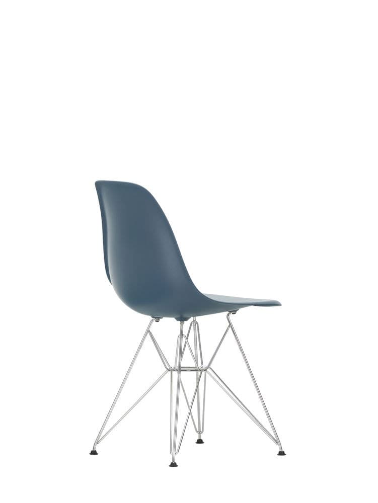 Vitra
DSR
Polypropylene chair — 117