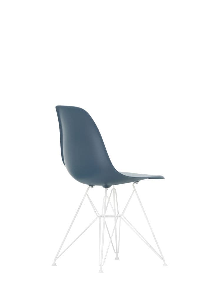 Vitra
DSR
Polypropylene chair — 226