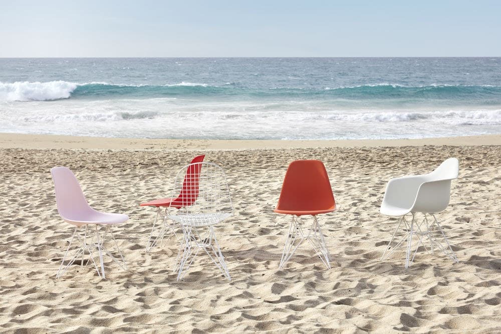 Vitra
DSR
Polypropylene chair — 32