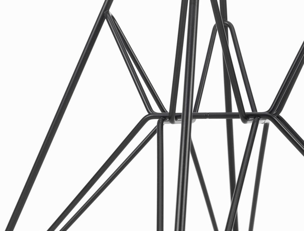 Vitra
DSR
Polypropylene chair — 58