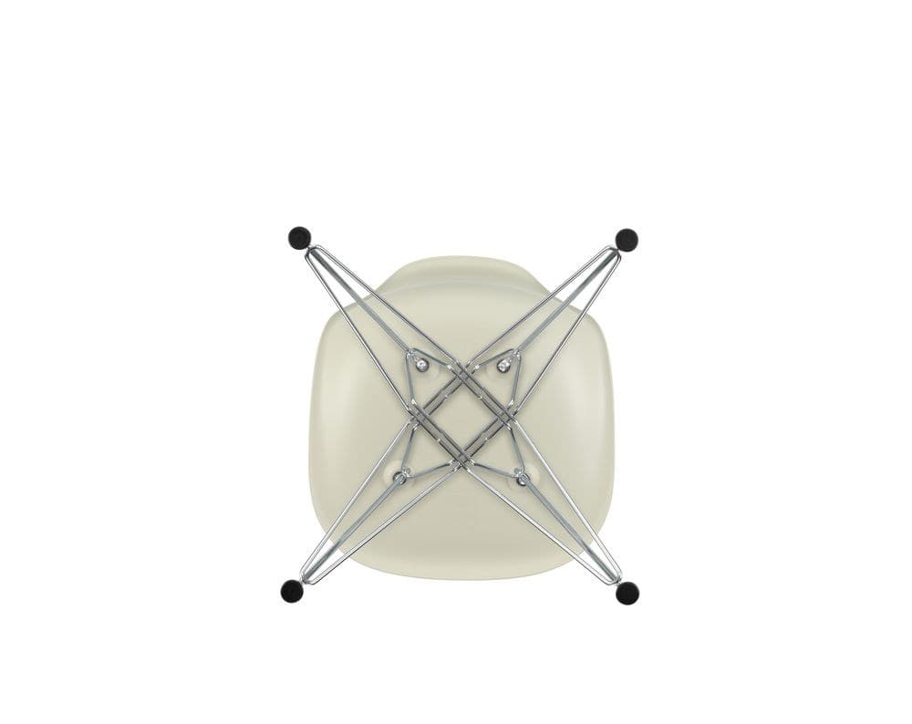 Vitra
DSR
Polypropylene chair — 70