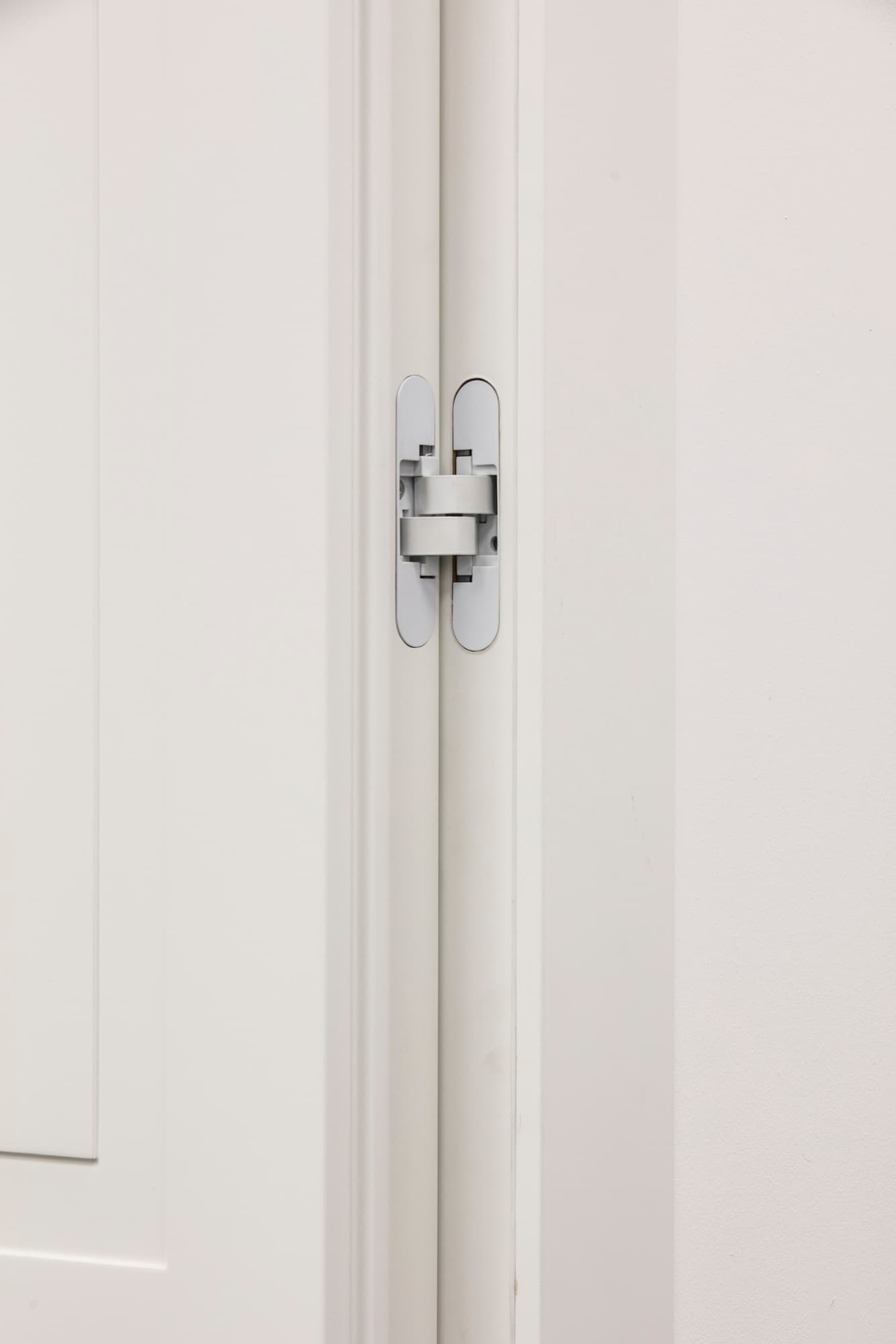 Viva Porte
V2
Hinged wooden door — 4